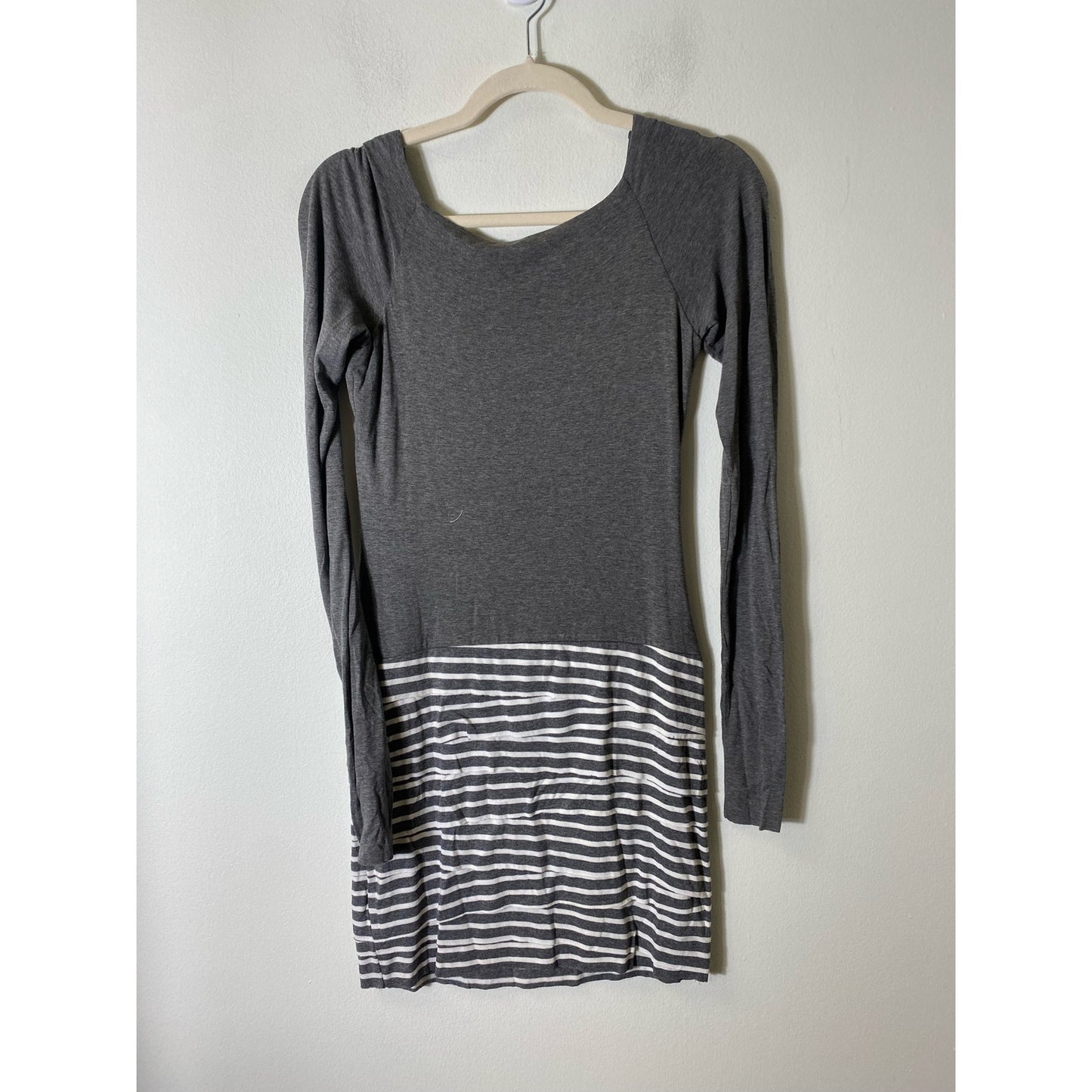 Bailey 44 Gray Knee Length Long Sleeve Dress Sz XS
