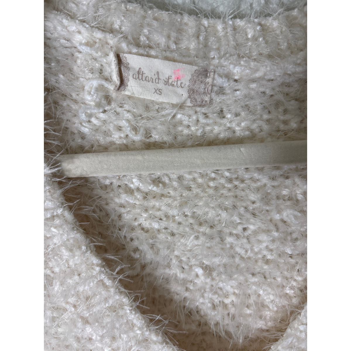 Alter'd State Off White Long Sleeve Cropped Furry Sweater Sz XS