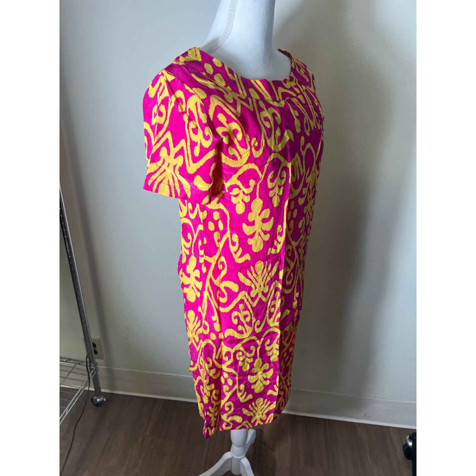 NWT Sherican French Hot Pink Yellow Short Sleeve Knee Length Shift Dress Sz 6