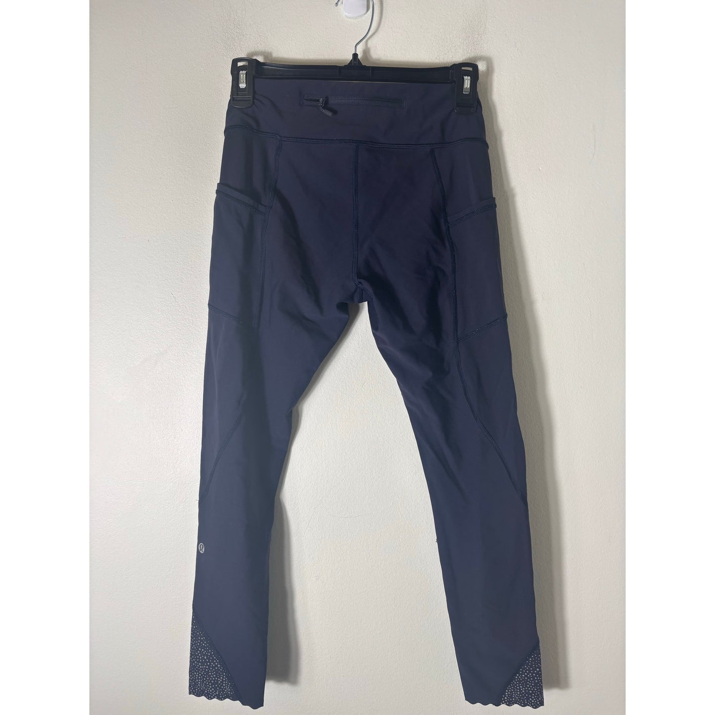 Lululemon Navy Blue Leggings Side Pockets Scalloped Hem Sz XS