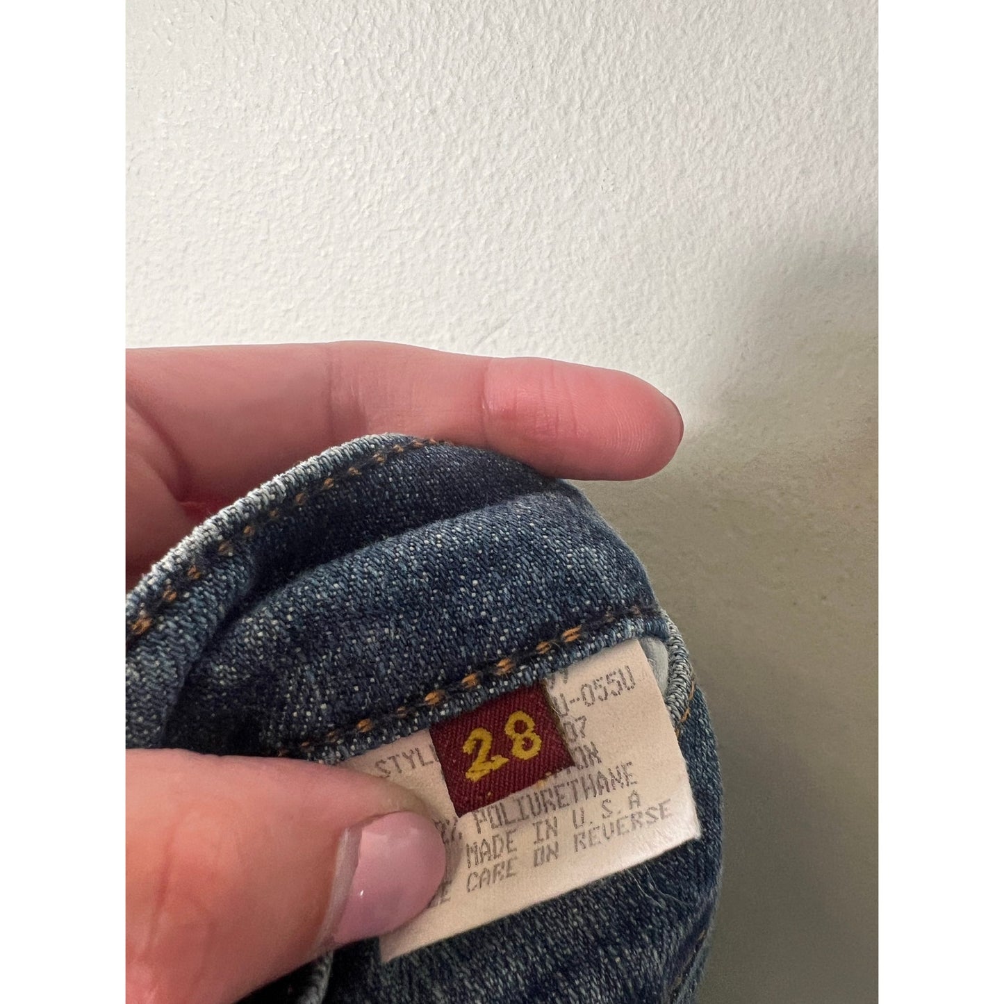 7 for All Mankind Bootcut Blue Jeans Sz 28