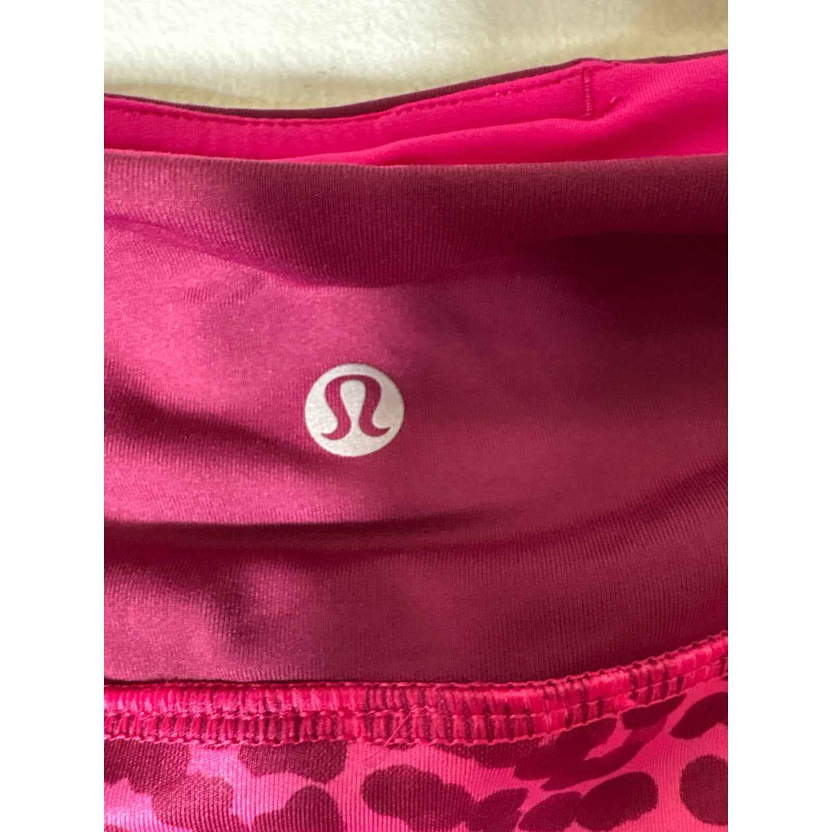 Lululemon Pink Dot Leggings Sz 6