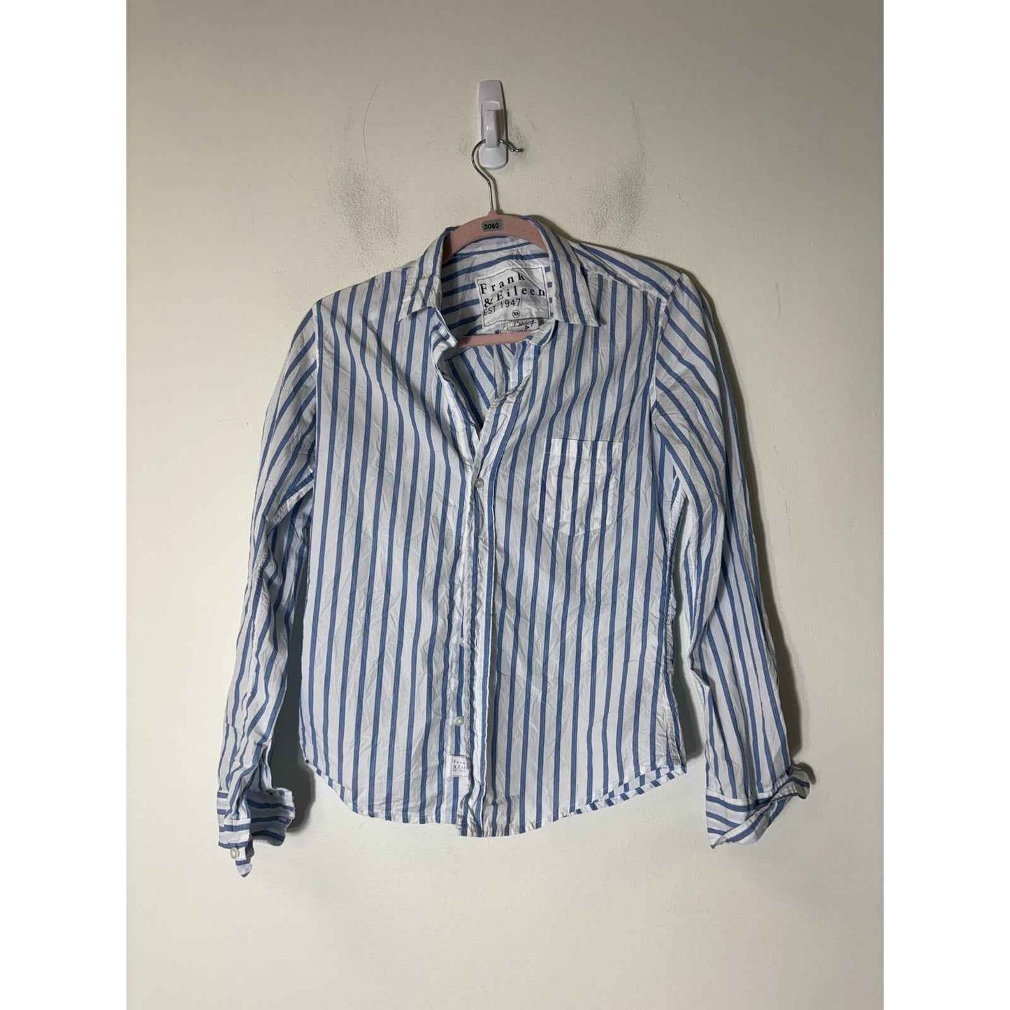 Frank & Eileen White and Blue Stripe Cotton Long Sleeve Button Up Shirt Sz XS