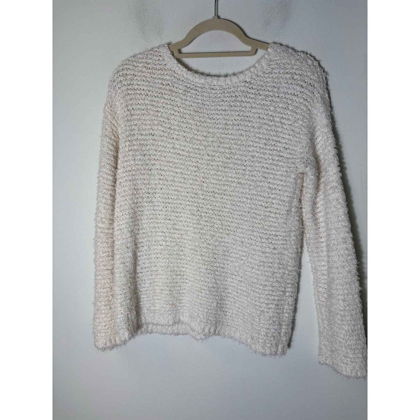 Joie Off White Long sleeve Large Knit "Furry" Sweater Sz M