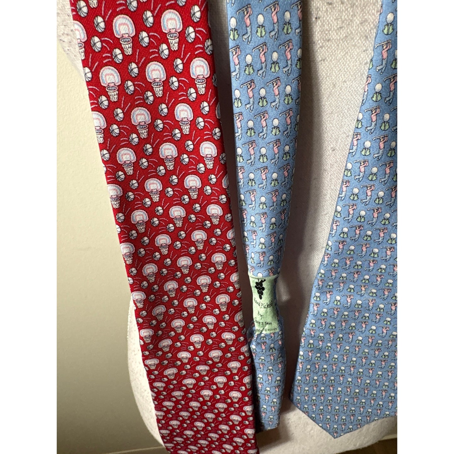 Men's Bundle of 2 Vineyard Vines Neck Ties