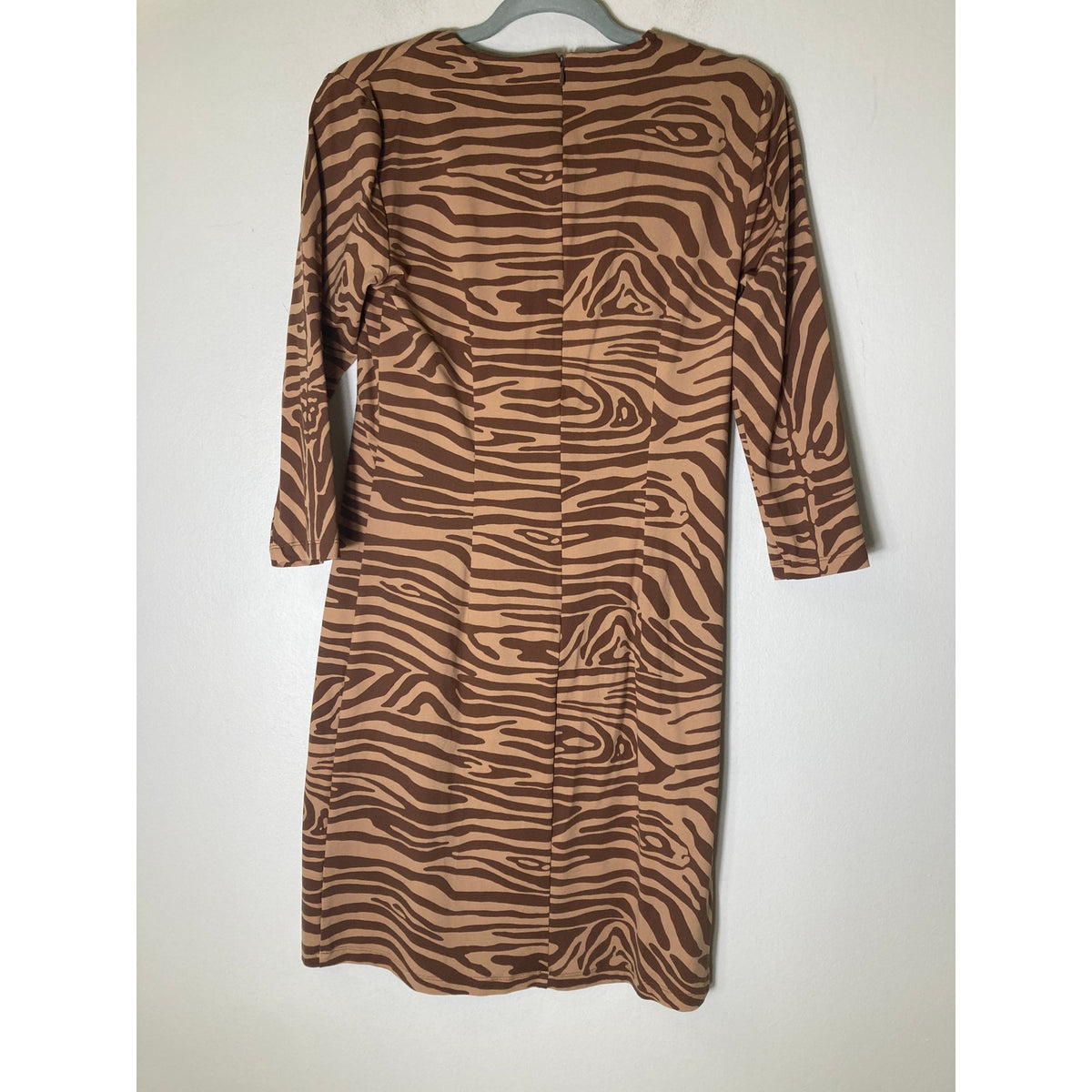 J. McLaughlin Tan Brown Animal Print 3/4 Sleeve Crew Neck Sheath Dress Sz S