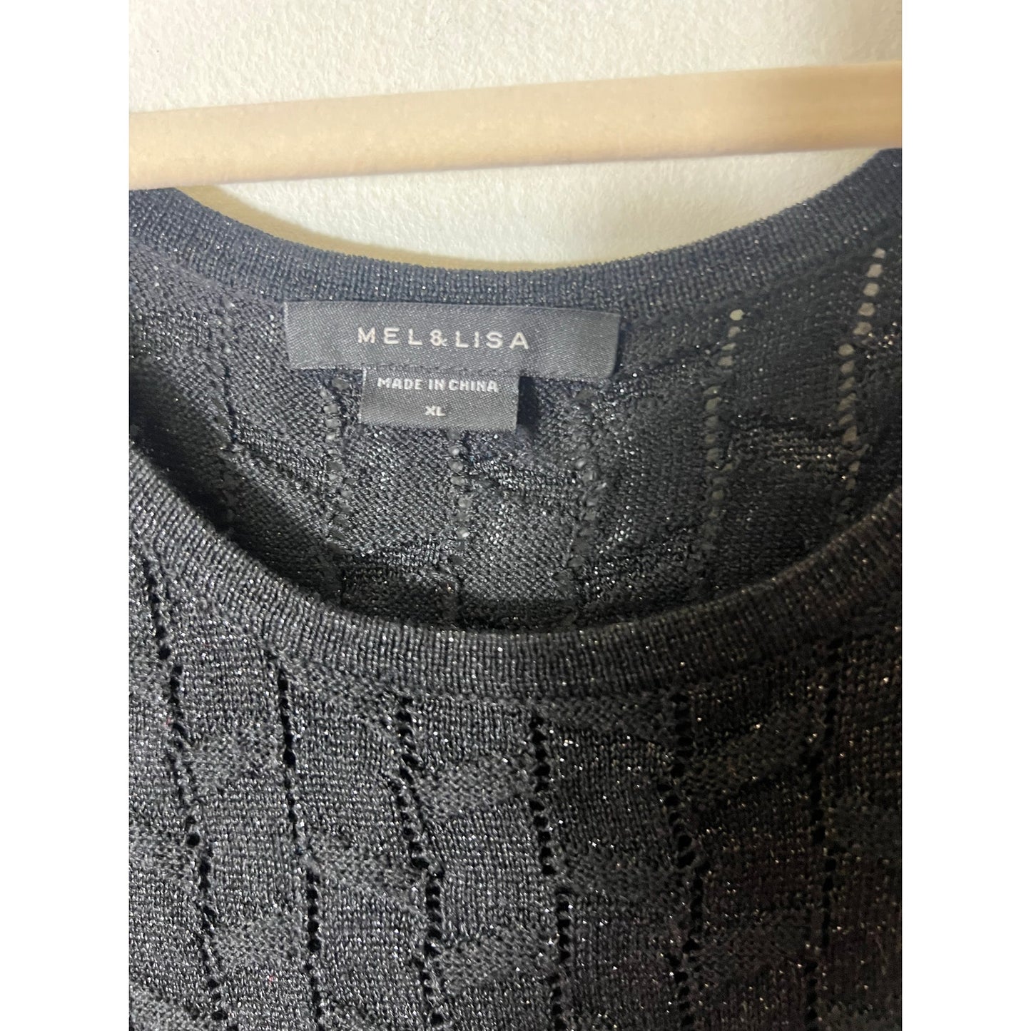 Mel & Lisa Black Metallic Knit Tank Sz XL