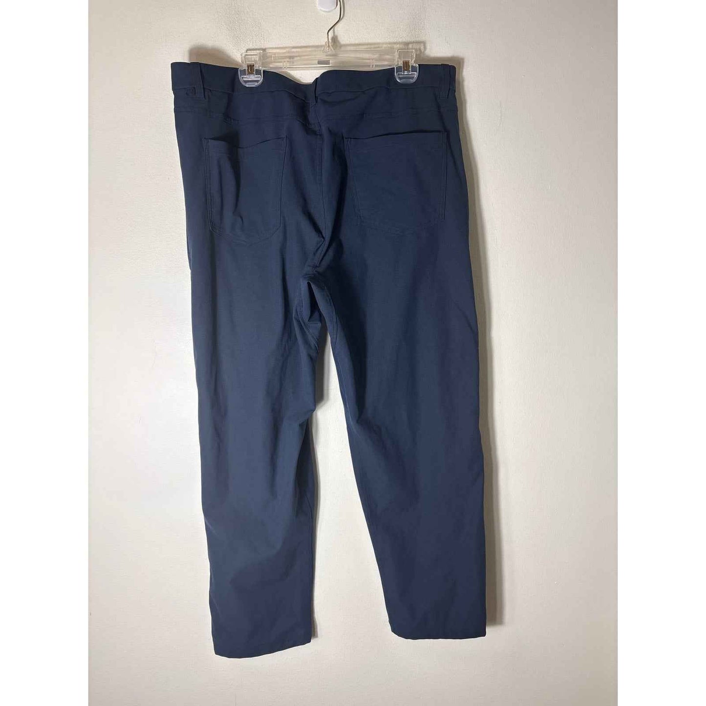 Men's Peter Lululemon Navy Performance Pants Sz 40x32