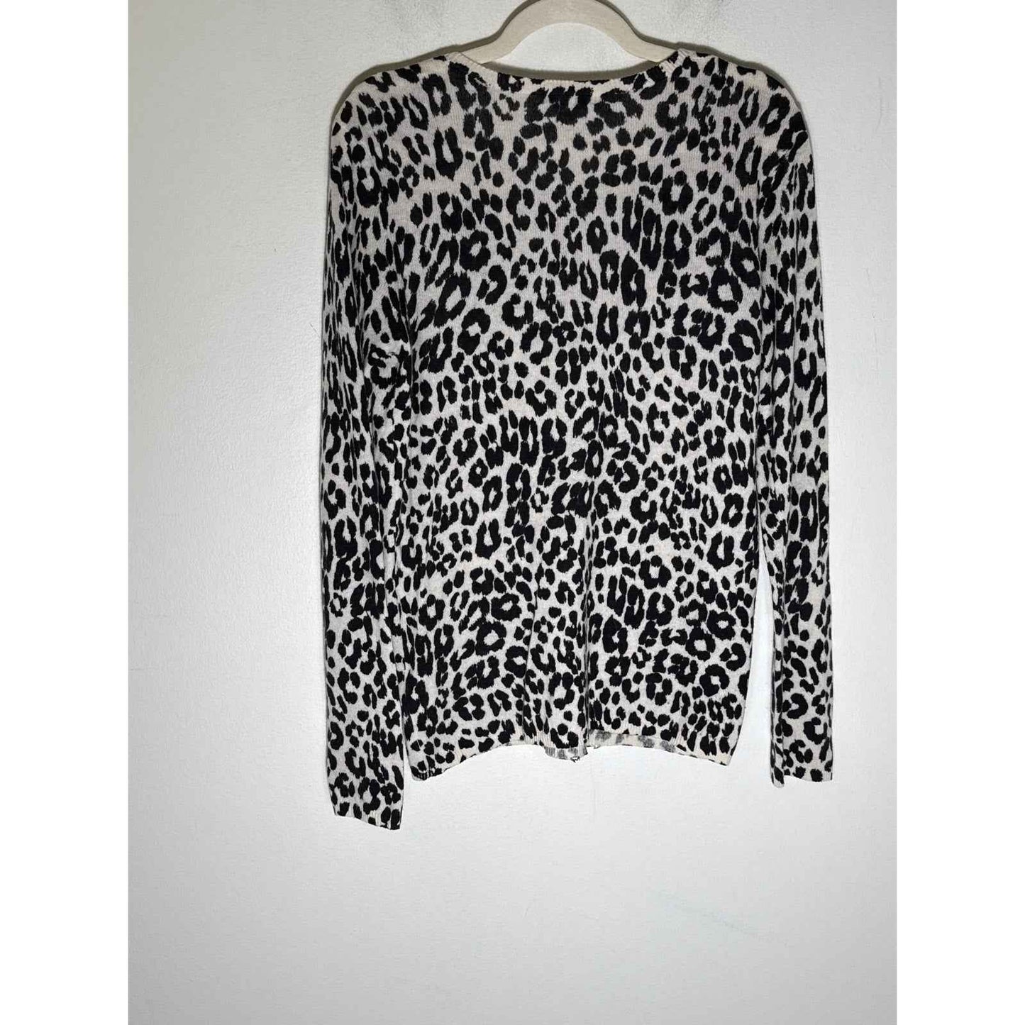 Joie Black and White Cheetah Print Long Sleeve Cashmere Sweater Sz M