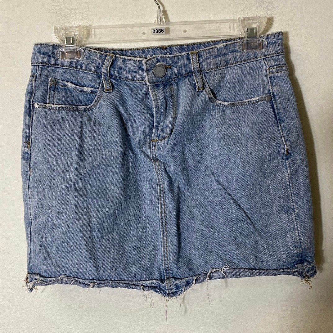 Articles of Society Denim Blue Mini Skirt Sz 25/2