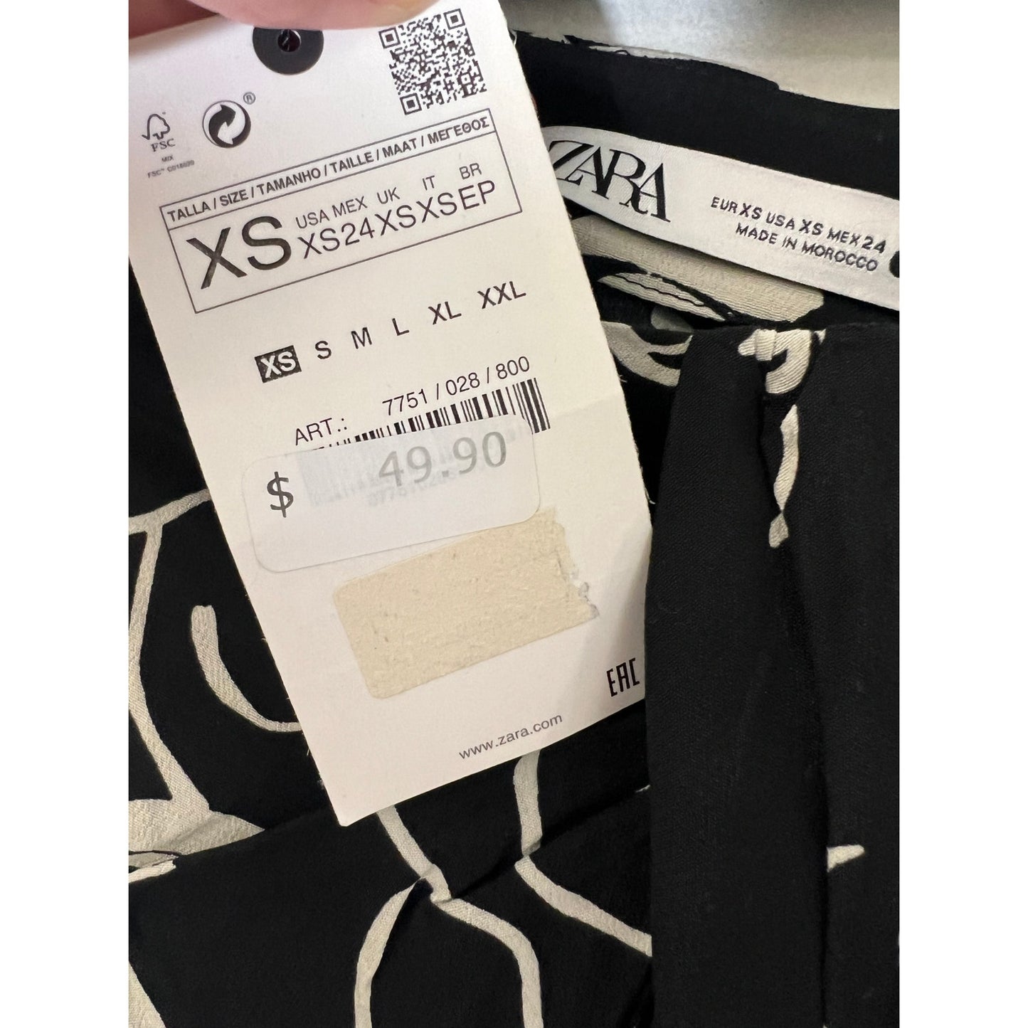 Zara Midi Black/white skirt sz xs