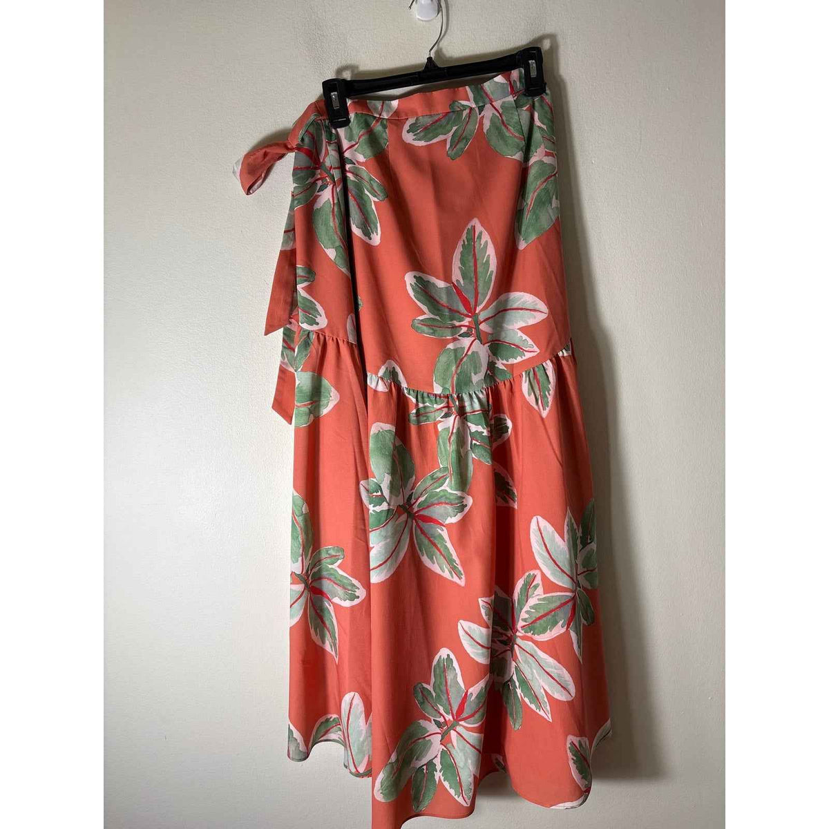 Hutch Peach Green Leaf Print Sarong Sz M