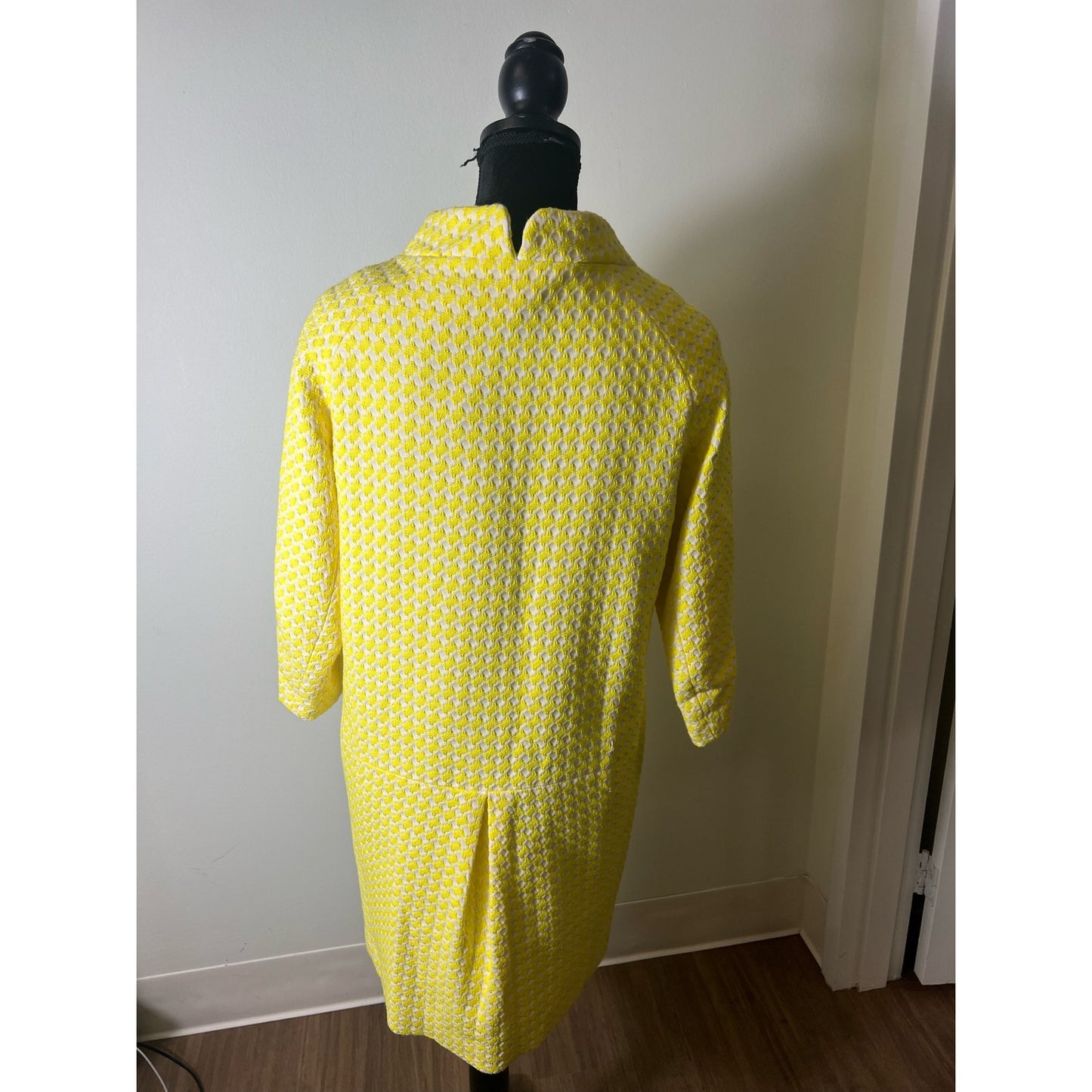 Hoss Intropia Yellow Jacket Sz 38