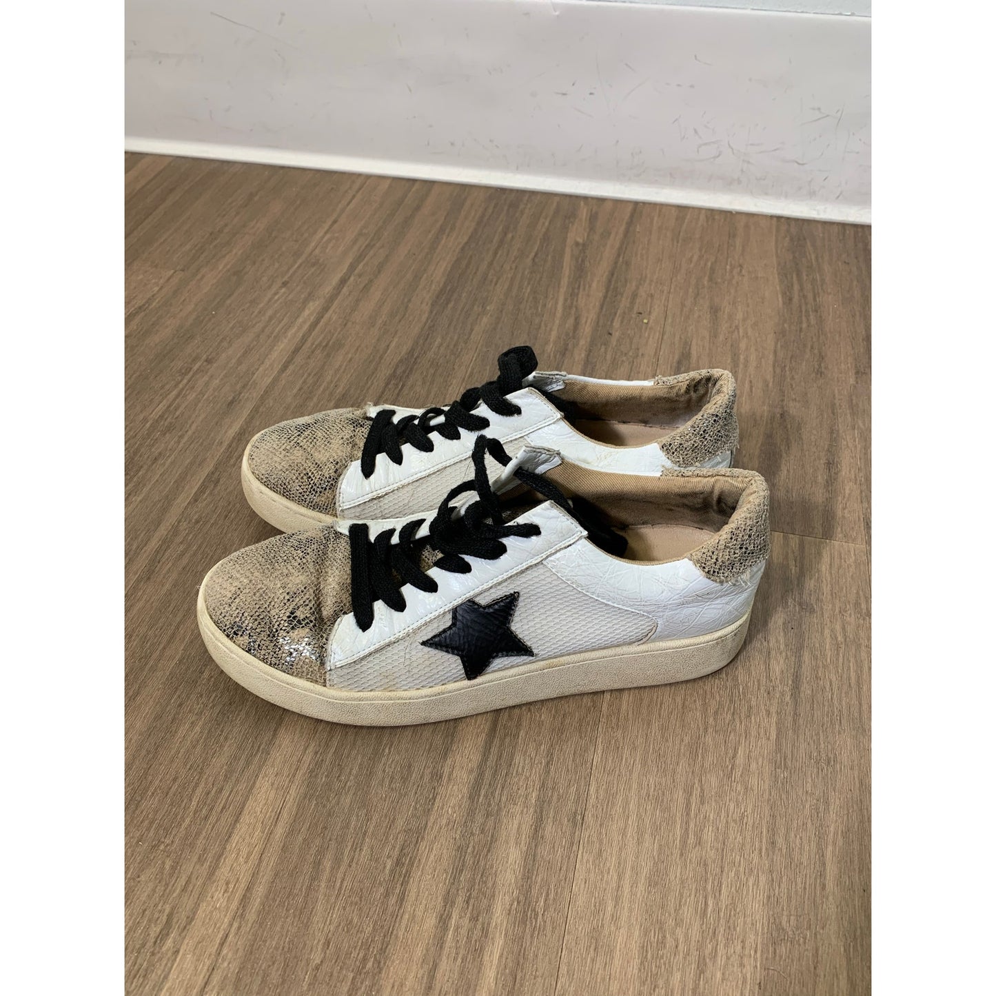 White Raven White Black GG Dupes Sz 7.5