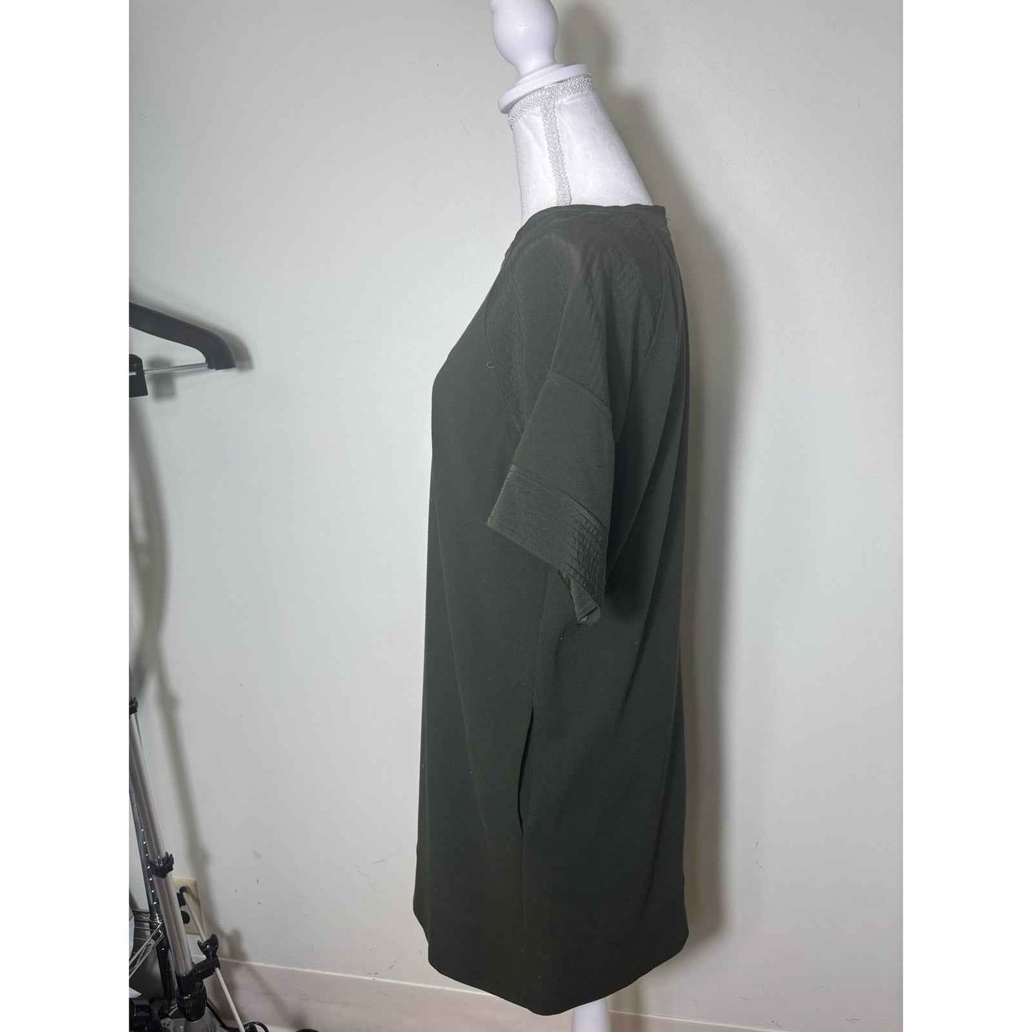 Vince Olive Green Short Sleeve Shift Mini Dress Sz XS