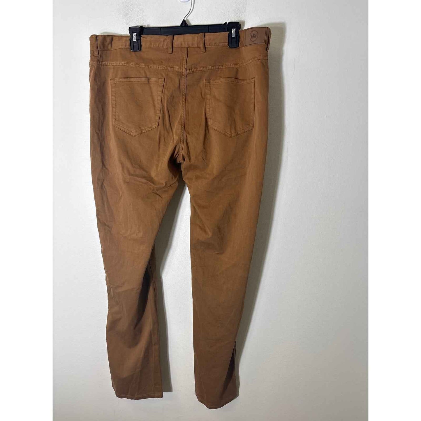Men's Peter Millar Medium Brown Flat Front Chinos Sz 40x32
