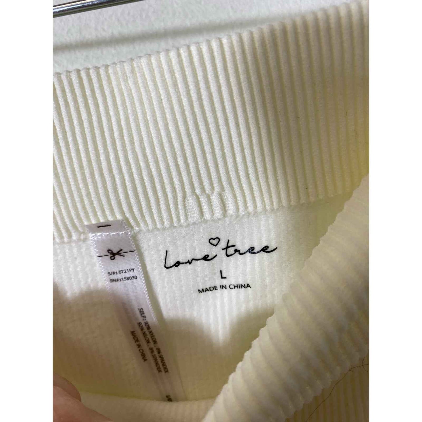 Love Tree Never Worn Cream Athletic Shorts Sz L