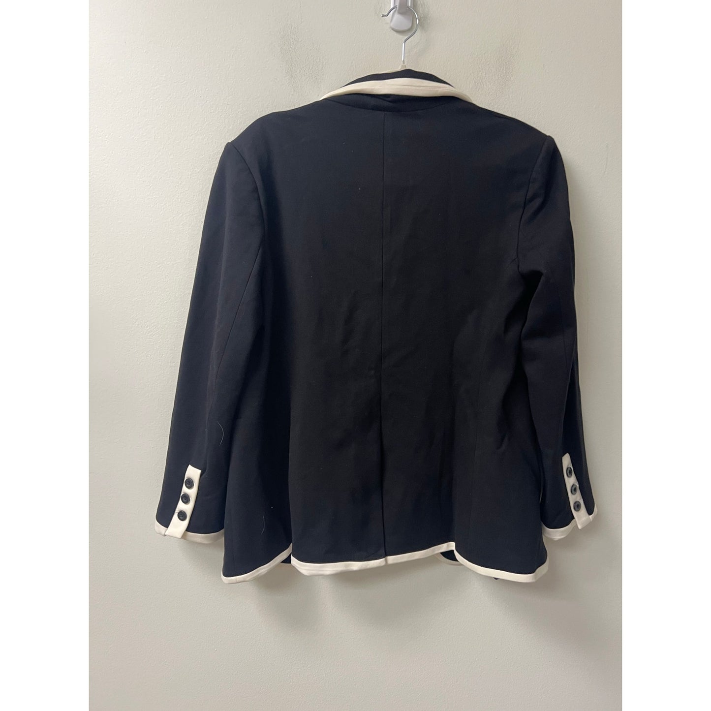 Investments Black and White Blazer Sz M