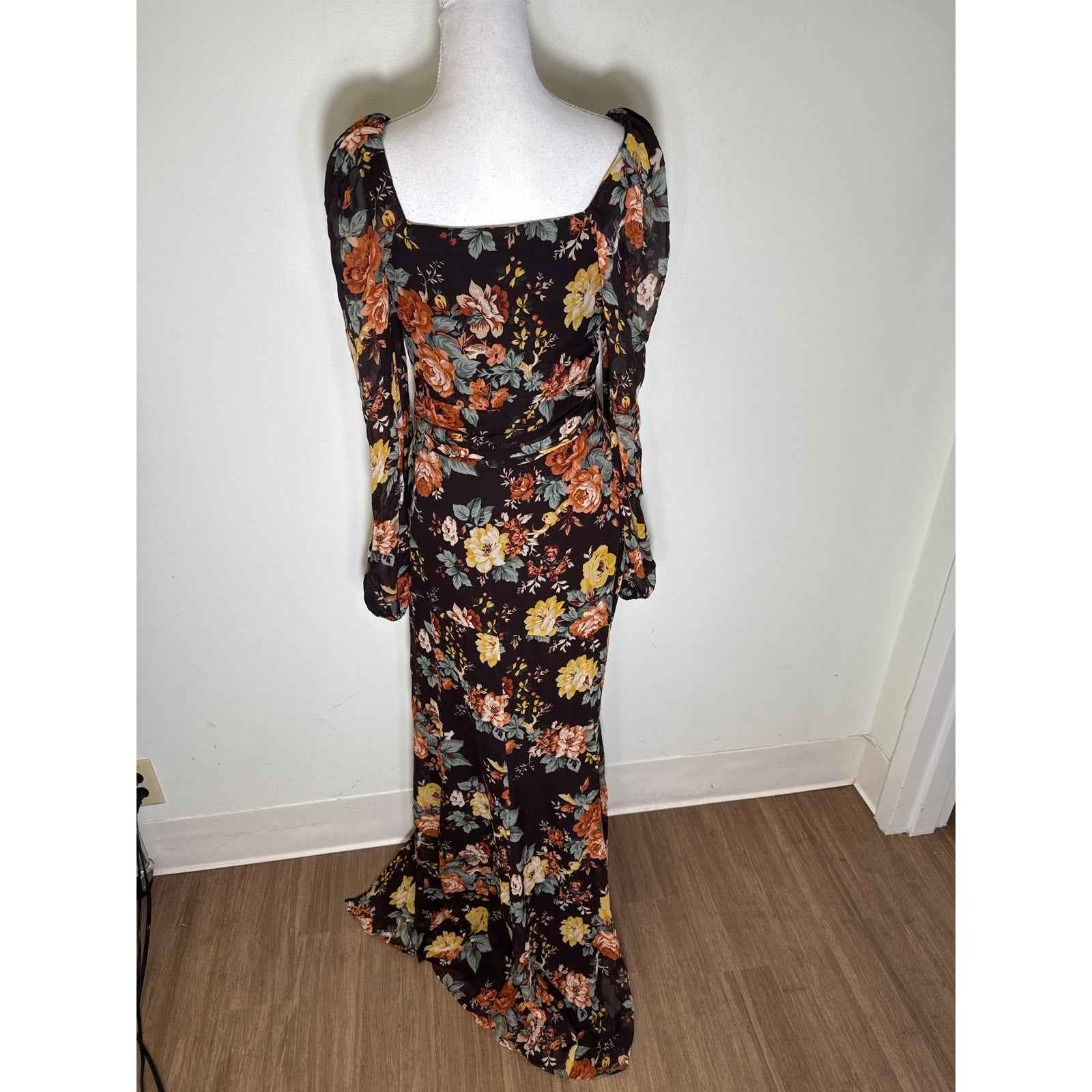 Veronica Beard Brown Floral Long Sleeve 100% Silk Maxi Dress Sz 4