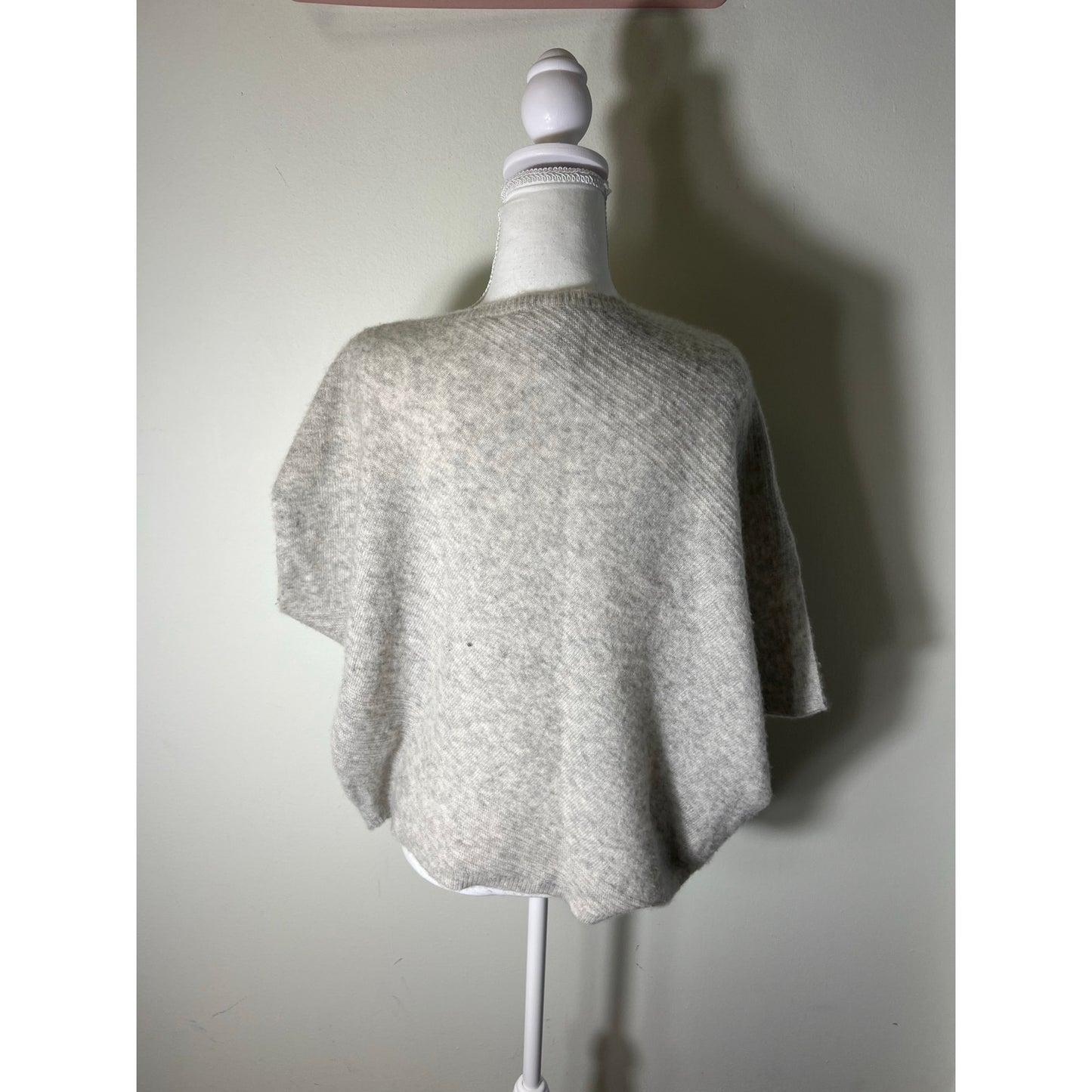 Paychi Guh Light Gray Sleeveless Sweater Sz S