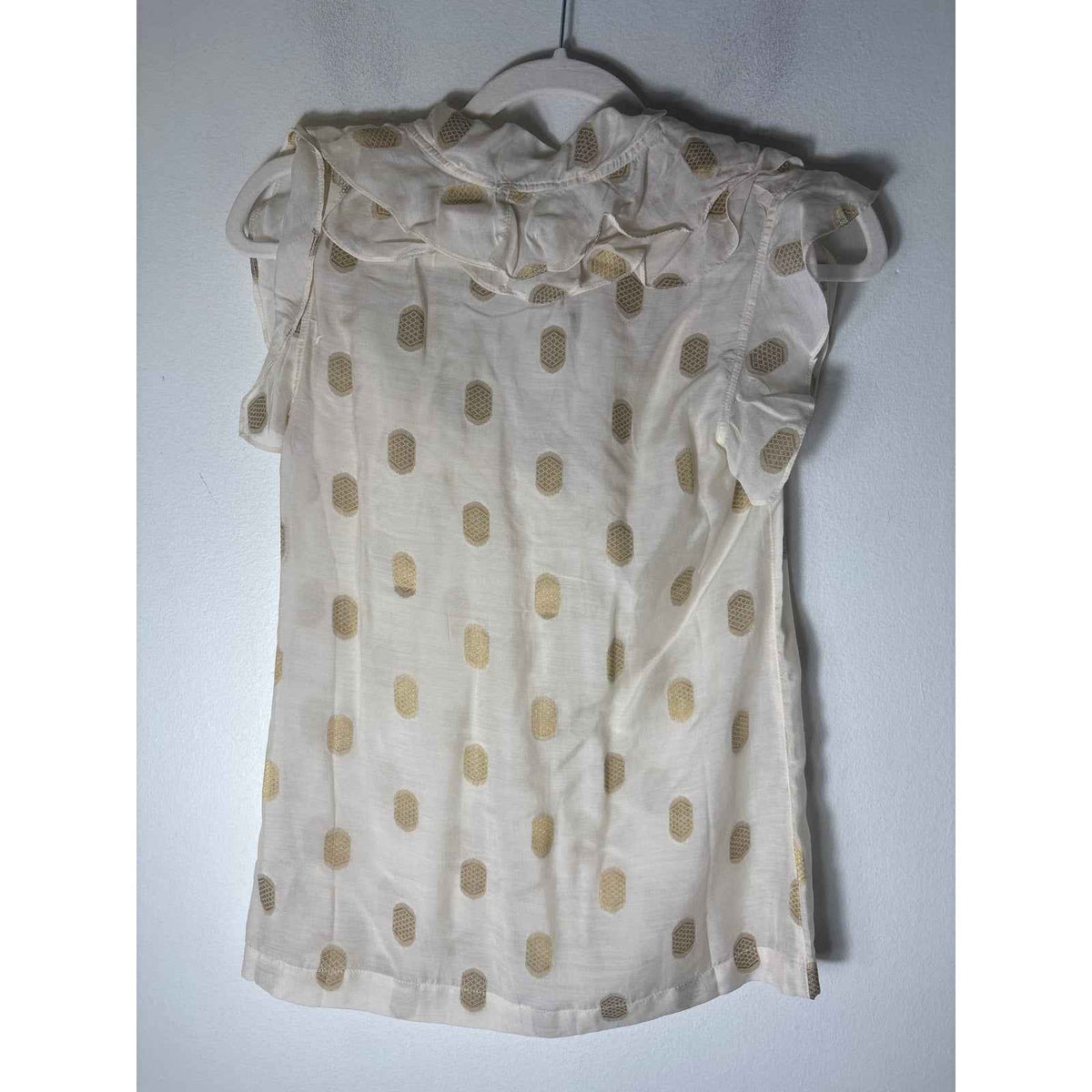 French Connection Of White Gold Flutter Sleeve Ruffle Top Sz 0