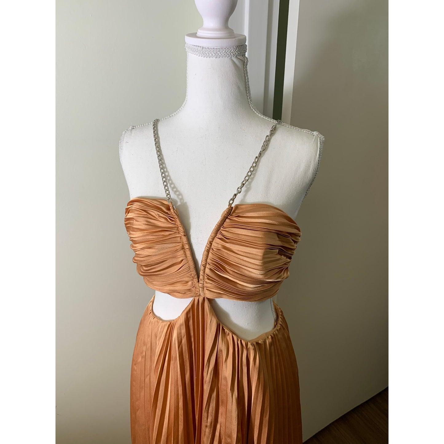 AiiFOS Orange Sleeveless Gown Sz 2