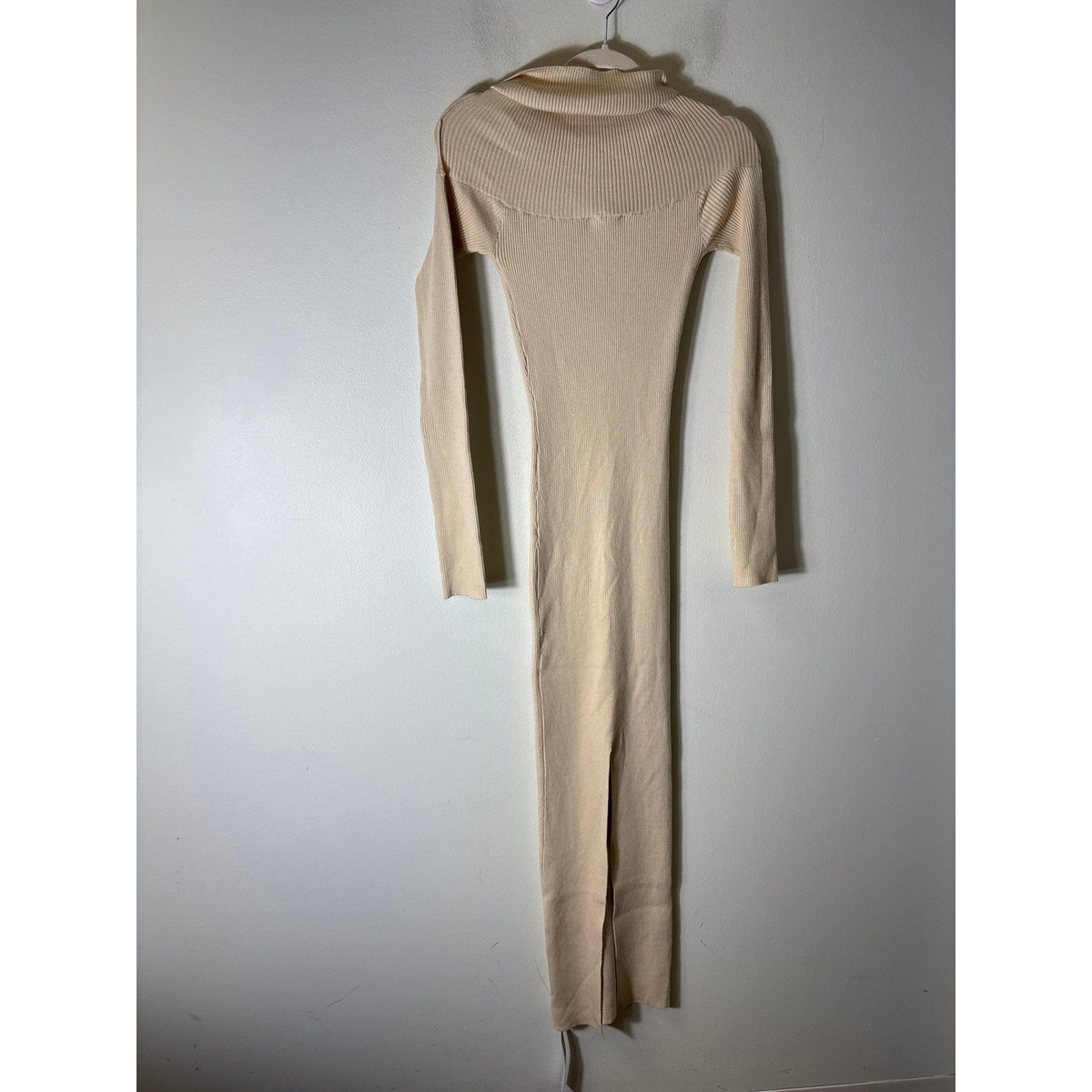 NWT Princess Polly Phylis Off Shoulder Cream Maxi Dress Sz 2