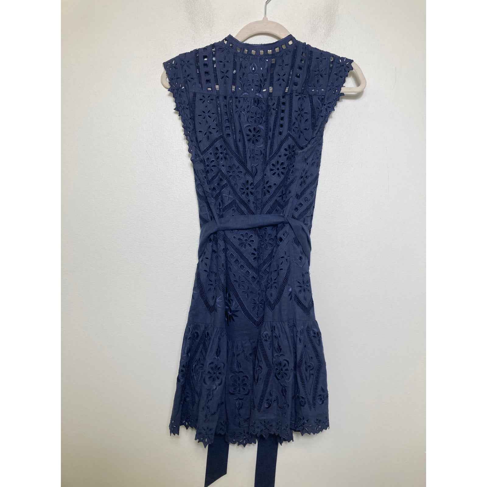 Christy Lynn Navy Sleeveless Drop Waist Eyelet Dress Ties at the Waist Sz M