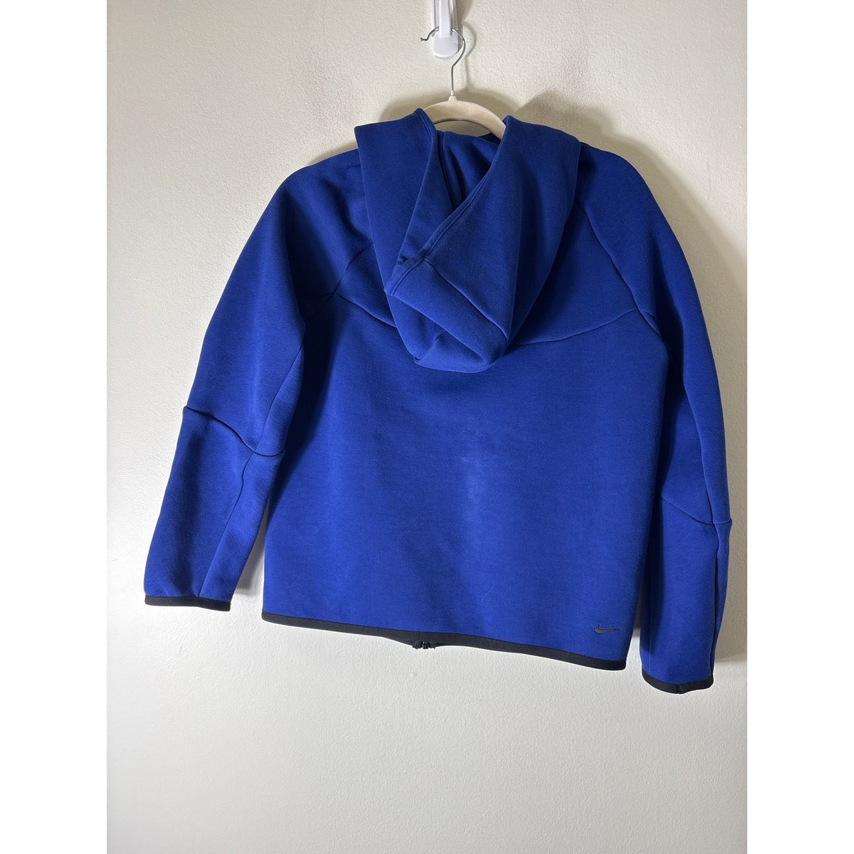 Boys Nike Tech Blue Hooded Sweatshirt Sz XL