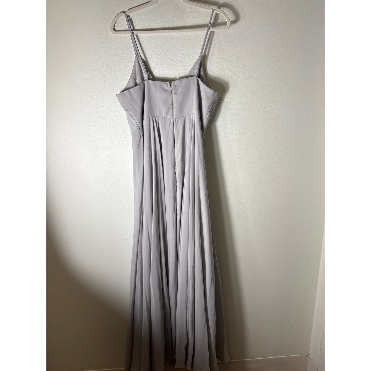 NWT Maniju Gray Spaghetti Strap V-Neck Flowy Floor Length Sz XL