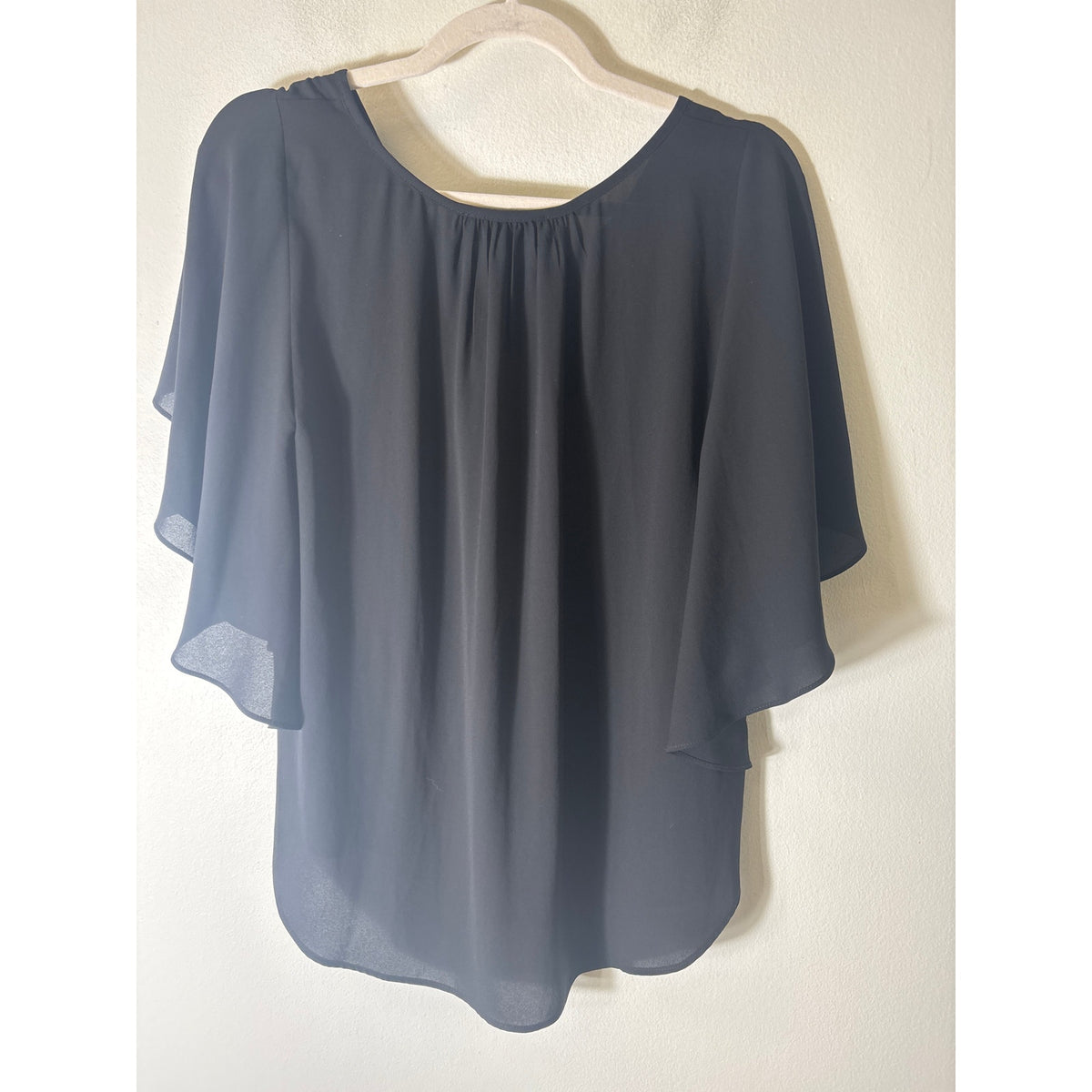 Karen Kane Black Flutter Sleeve Top Sz XS