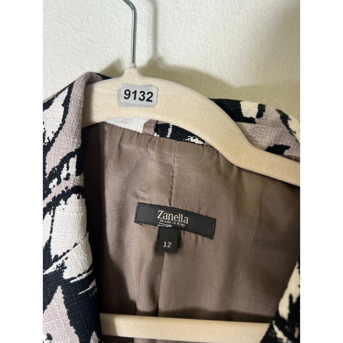 Zanella Black Gray White Floral JAcket Sz 12