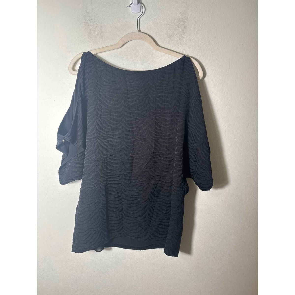Rebecca Taylor Black Cold Shoulder Short Sleeve Textured top Sz 6