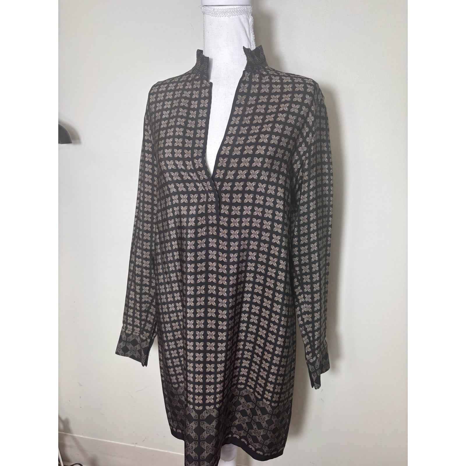 Vince Black and Tan Print Silk Shift Dress Sz 4