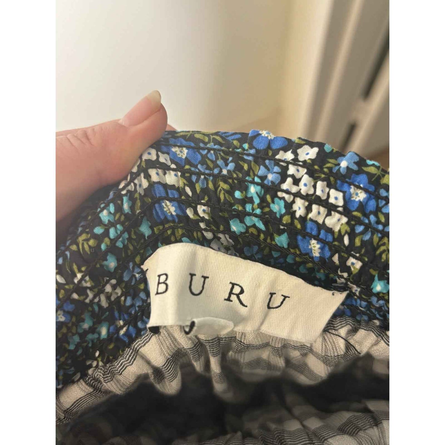 Buru Navy Blue Floral Smocked Waist Midi Skirt Sz xs