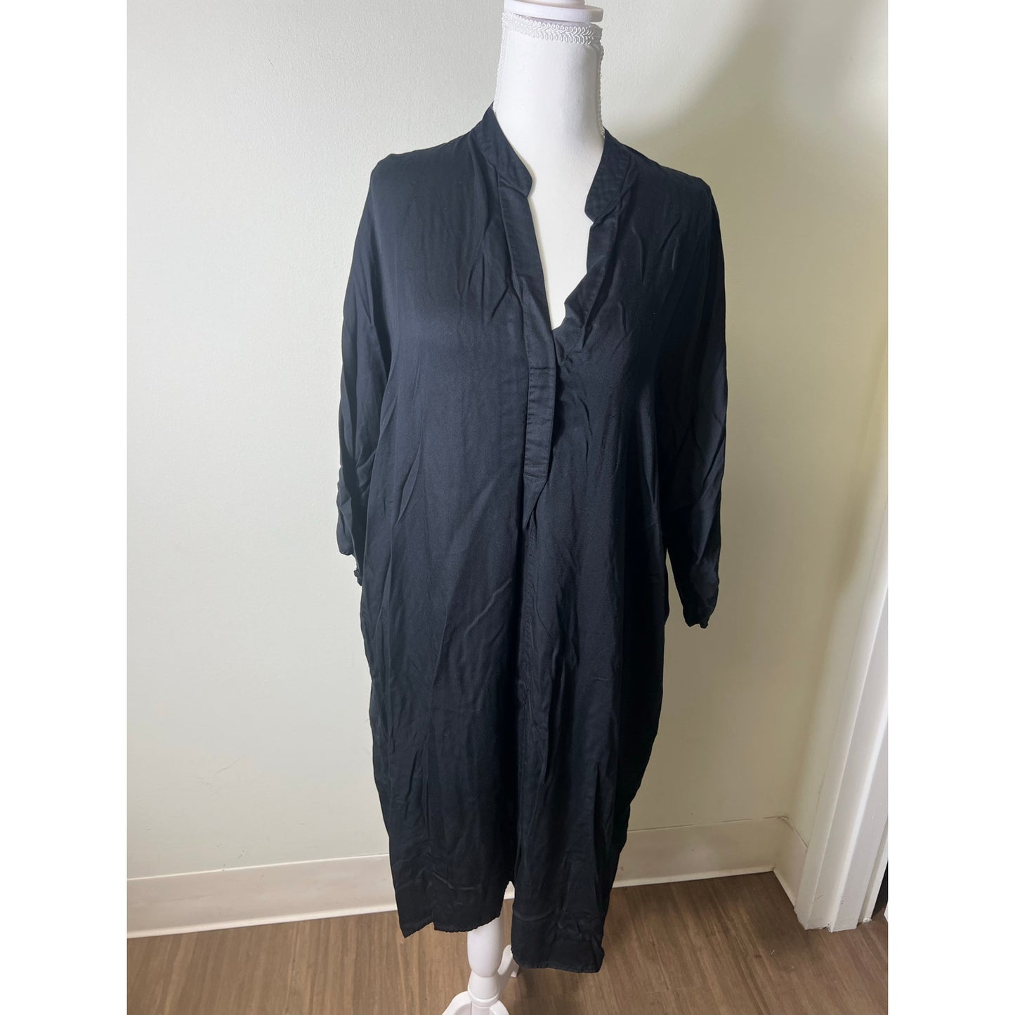 Neu Nomads Black V Neck Short Sleeve Dress Sz L