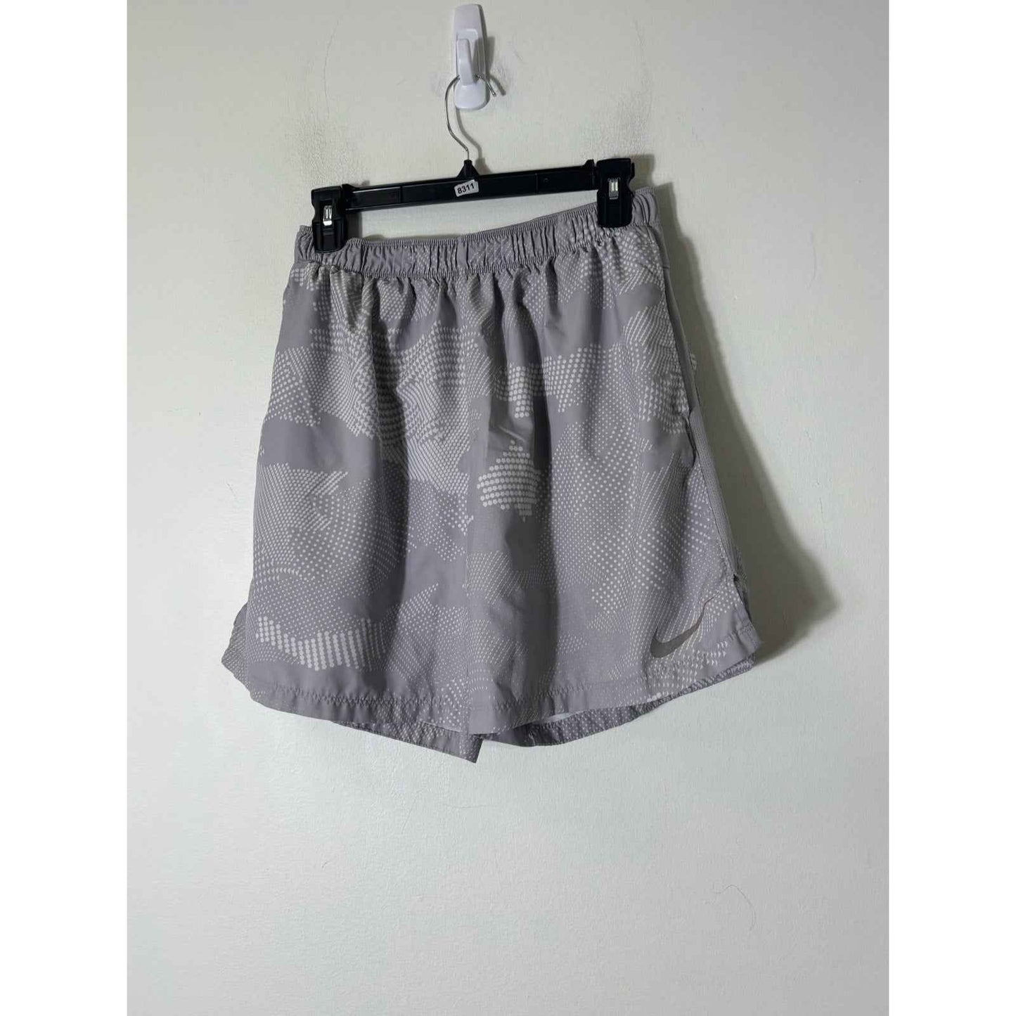 Mens Bundle of Two Pairs of Nike shorts Sz L