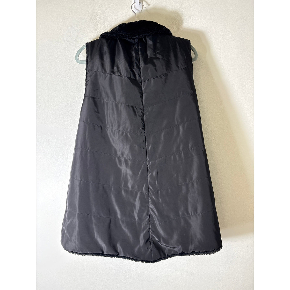 Cozy Black Reversible Sleeveless Zip Front Vest Sz XL
