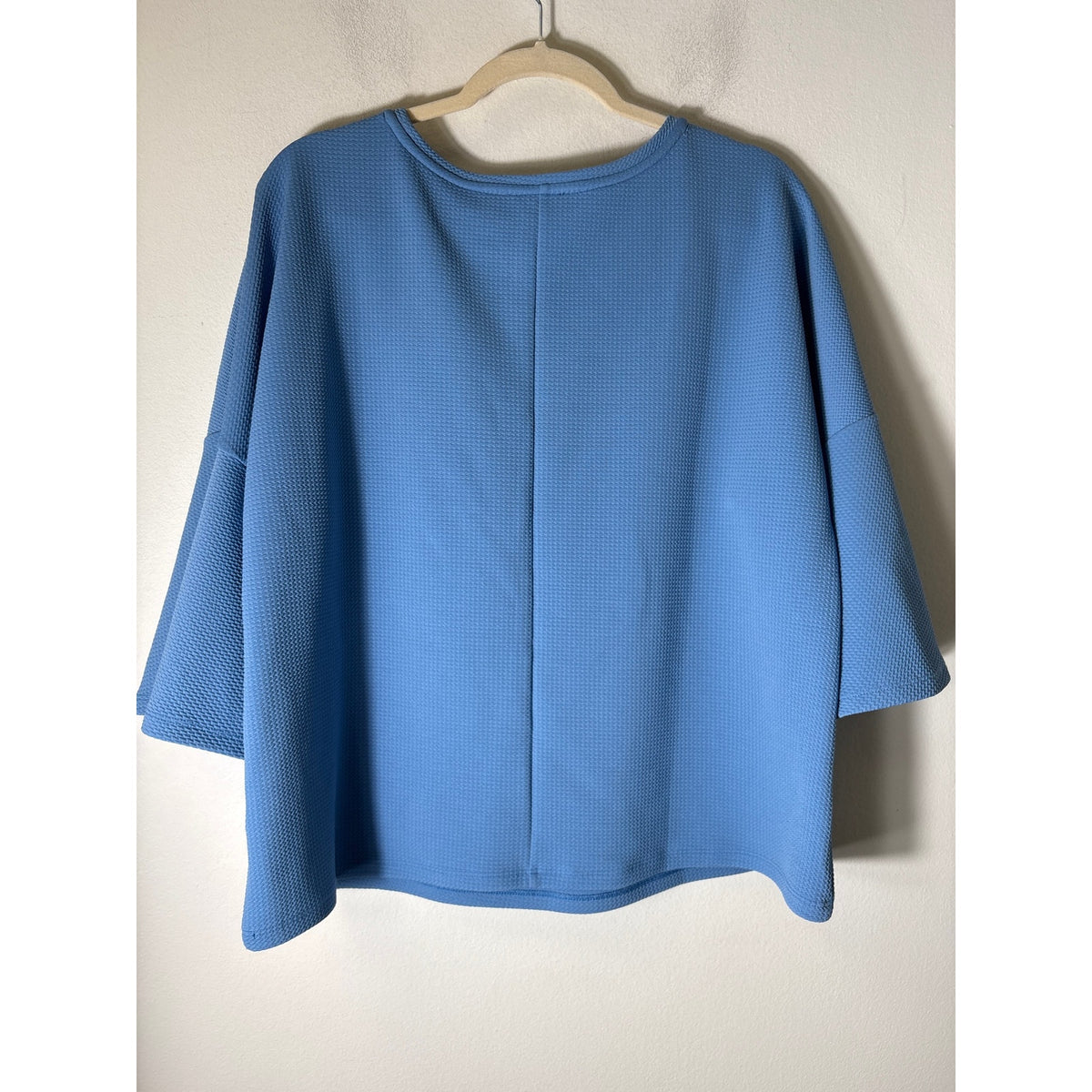 Jones New York sky blue flared sleeve top Sz XL
