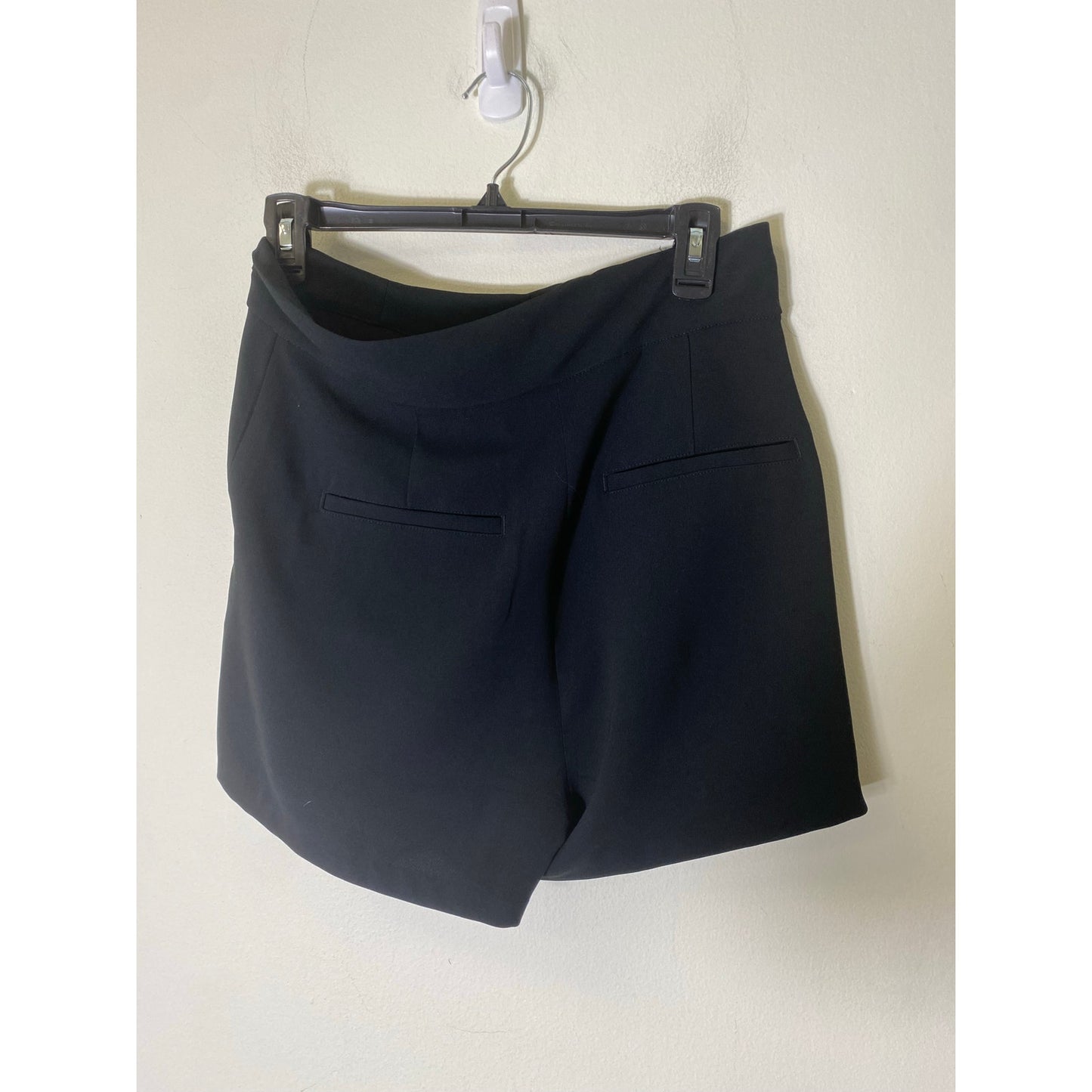 ALC Black Shorts W Tie Belt Sz 4