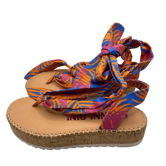 NWOB Gianni Bini Blue Orange Platform Wrap Sandals Sz 7.5