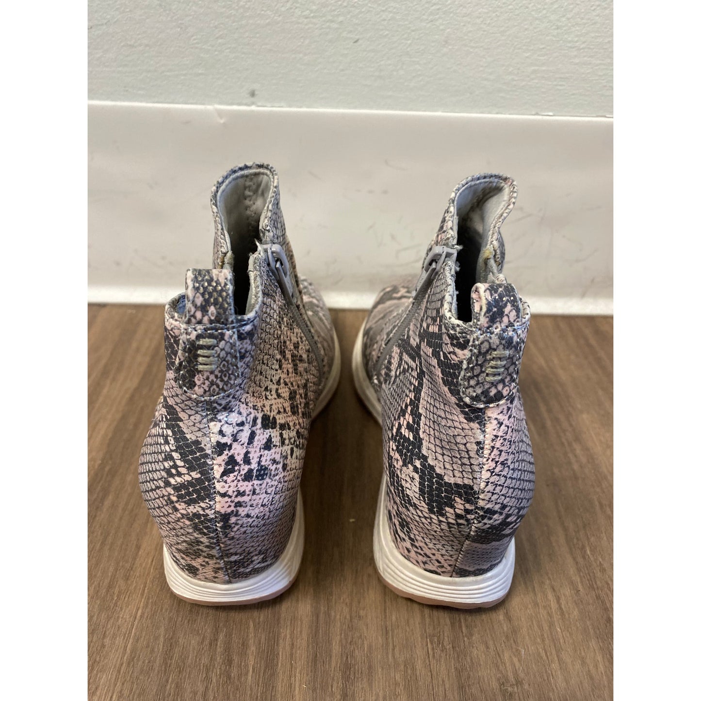 Cleere Closet | New & Used Designer Clothing, Shoes, Bags & Jewelry for All