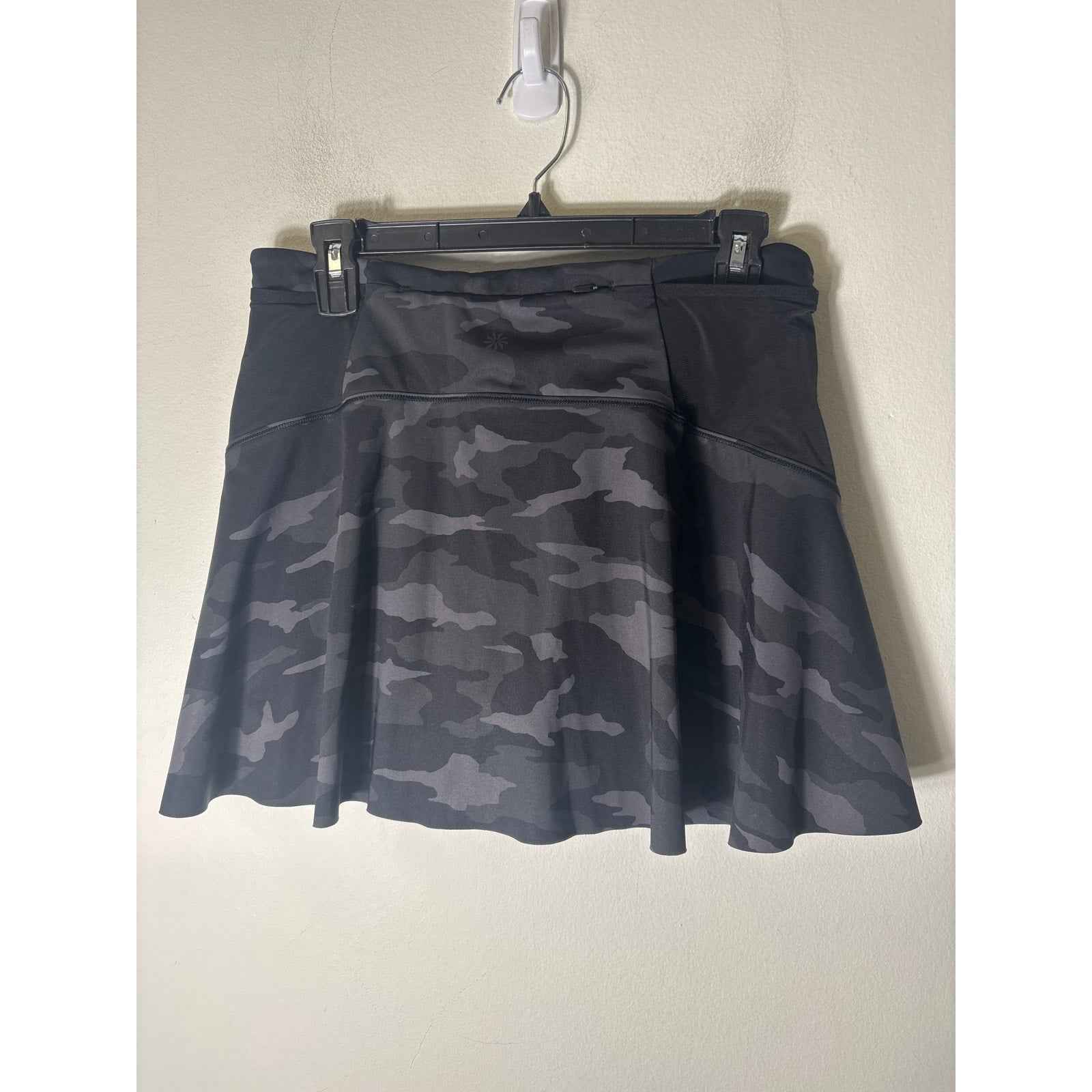 Athleta Black Camo Athletic "Match Point Skort" Sz S