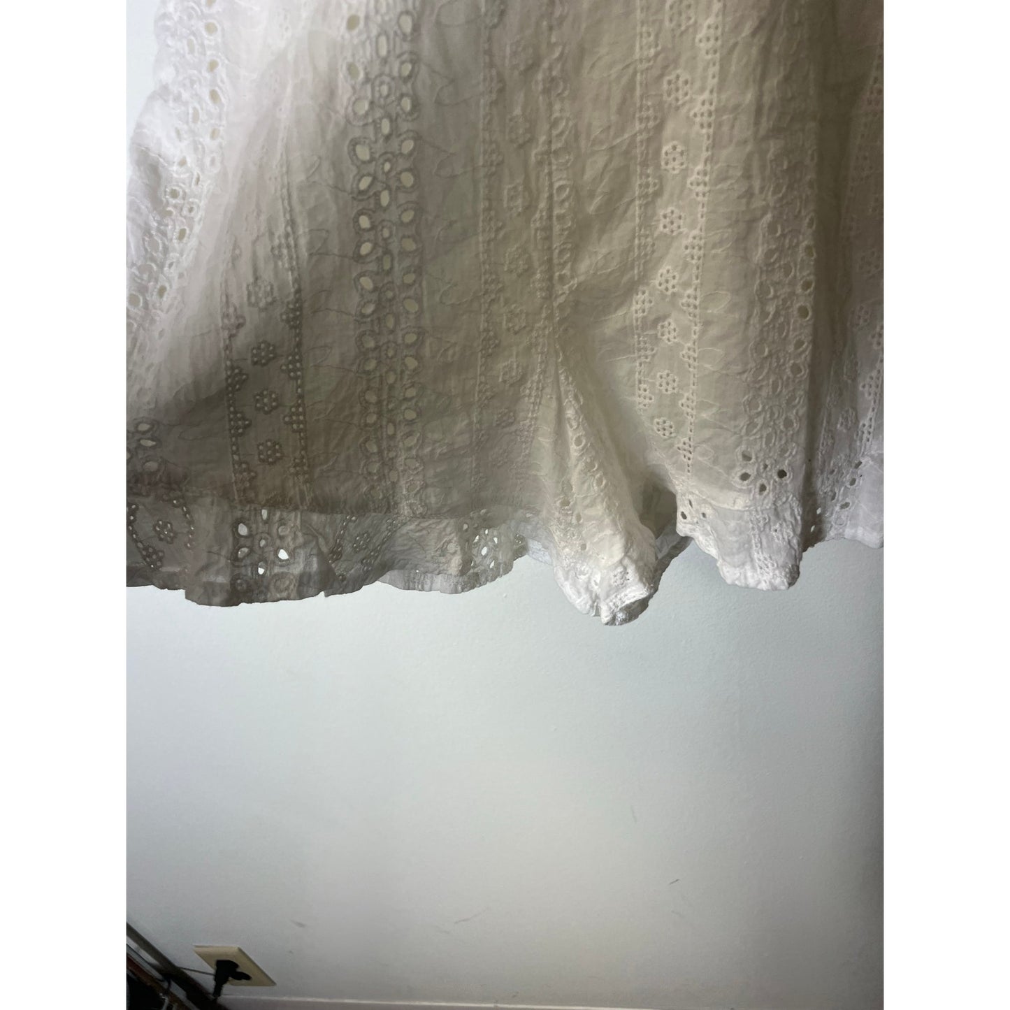 Just Me White Eyelet Lace Flutter Sleeve Jumpsuit Sz L