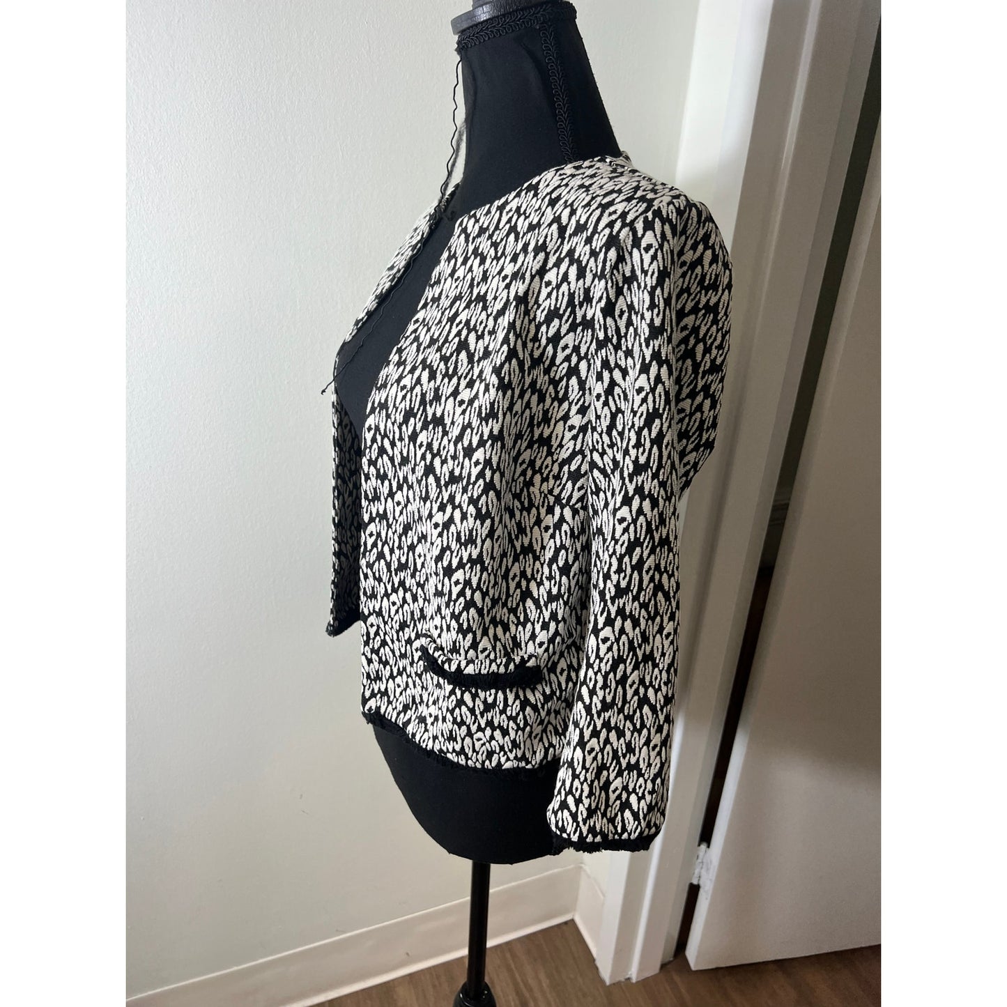 M&S Collection Black and White Pattern Blazer size medium or EU 38