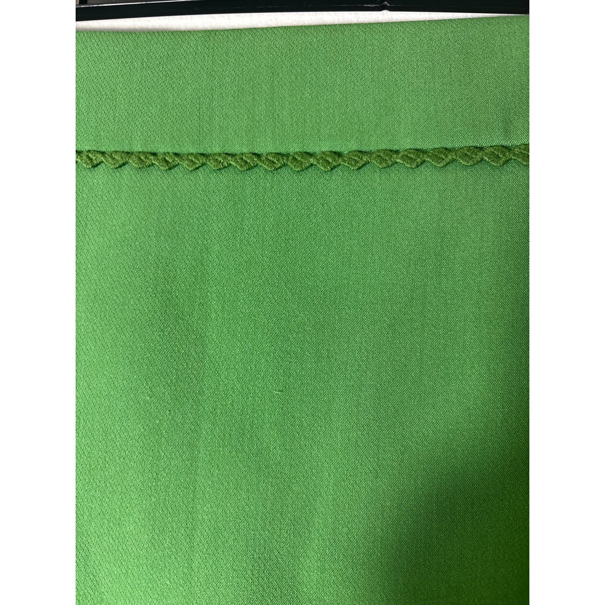 NWT Ann Taylor Bright Green Knee Length Pencil Skirt Sz 0