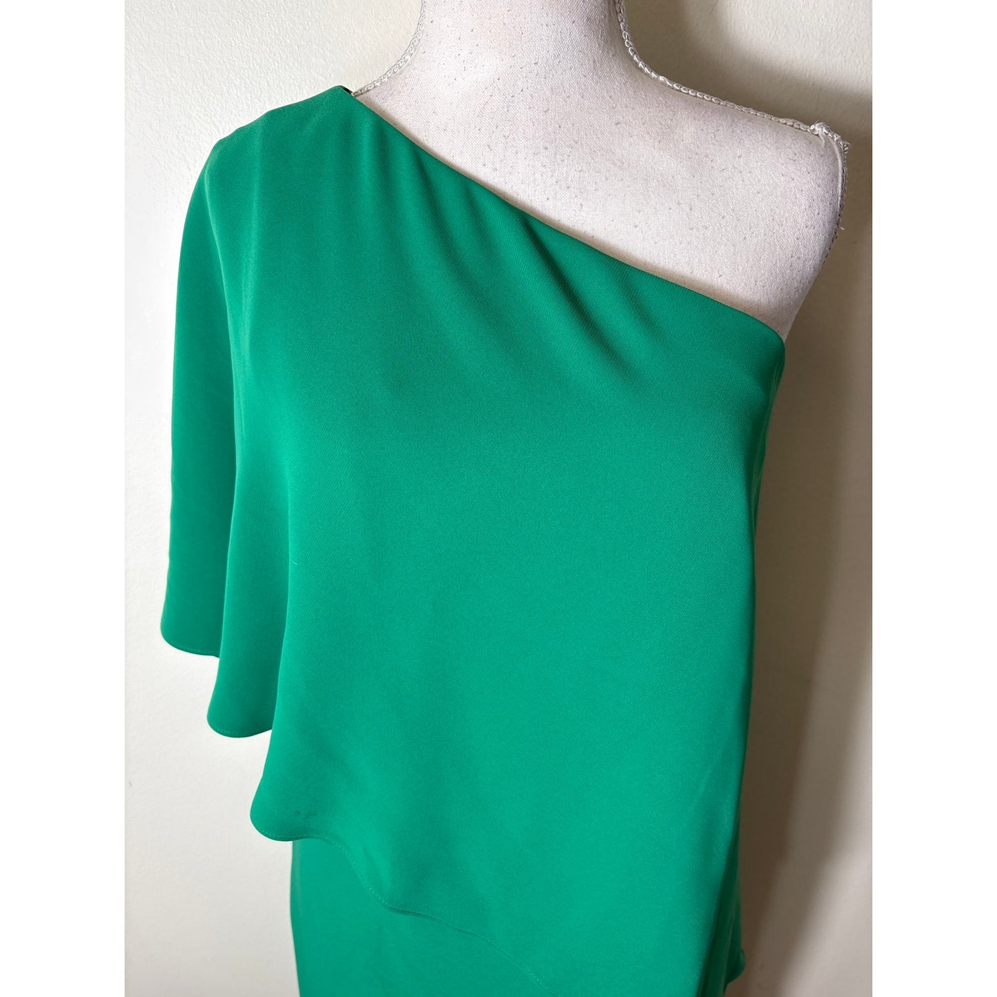 Carmen Marc Valvo Bright Green One Shoulder Knee Length Dress Sz 6