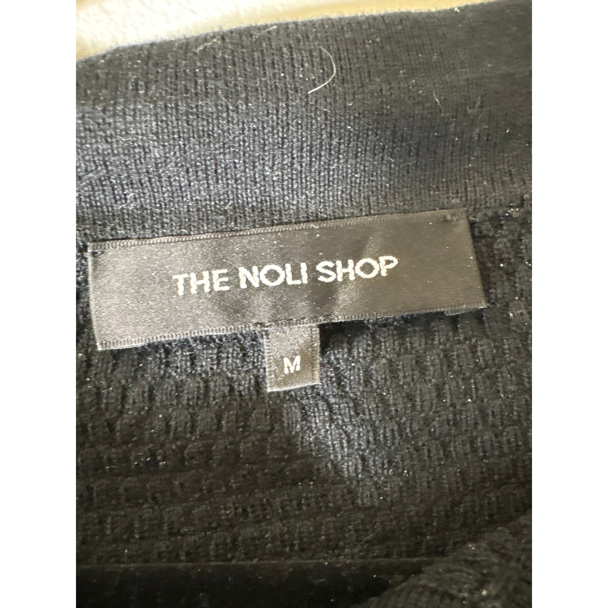 The Noli Shop Black Long Sleeve Collared Top Sz M