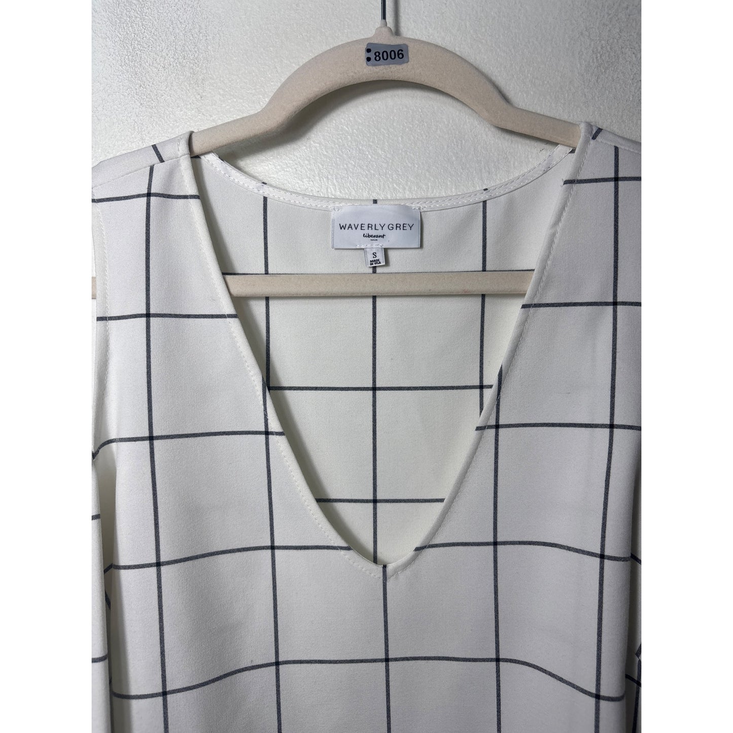 Waverly Gray Off White Window Pane Cold Shoulder V-Neck Top Sz S