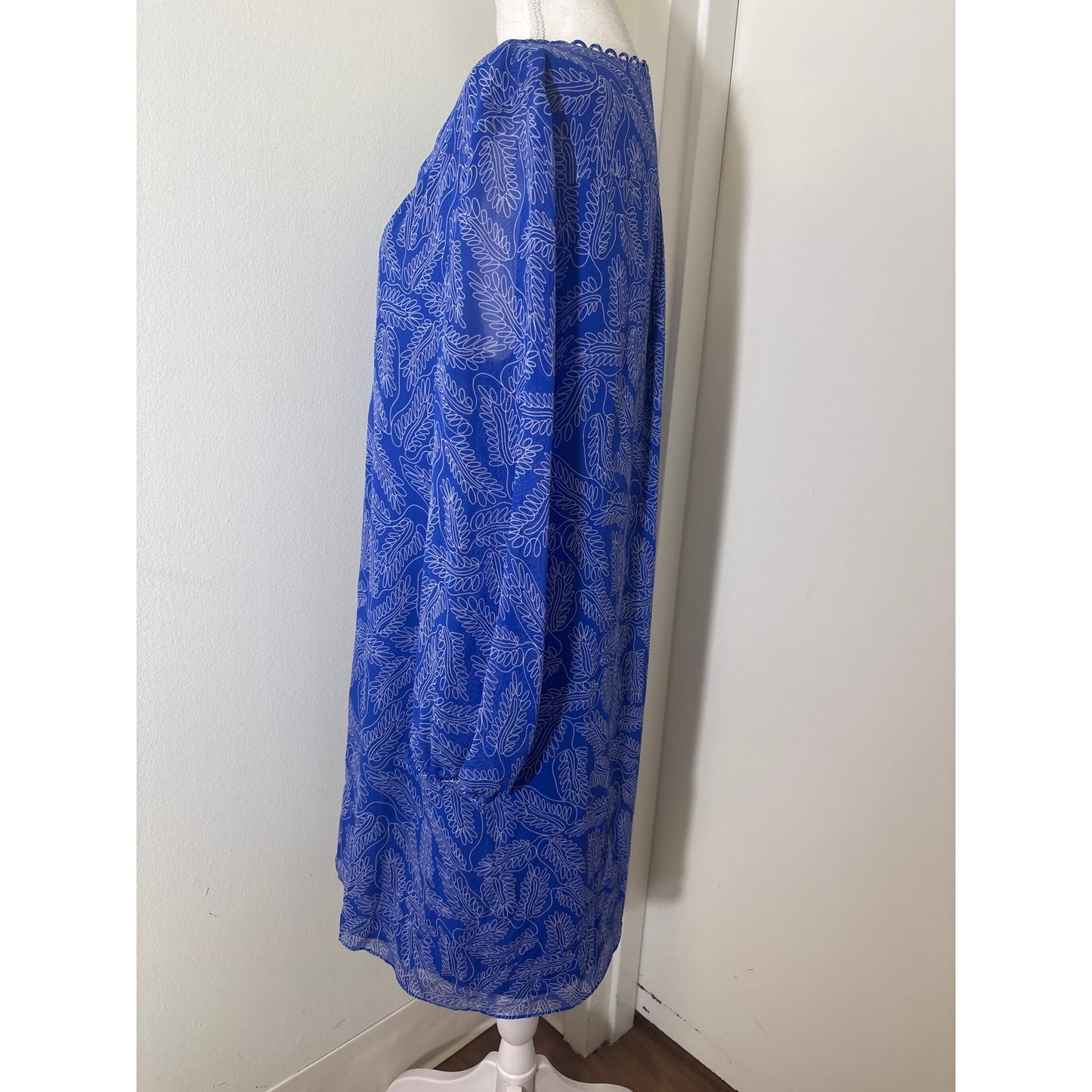 Diane von Furstenberg Blue With White Scribble Dress Sz 12